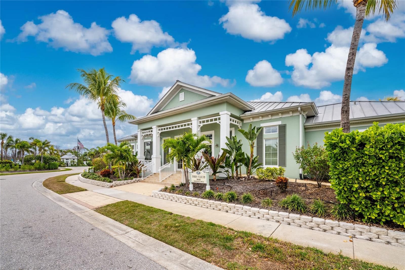 Image 53 of 79 For 10641 Lemon Creek Loop 102