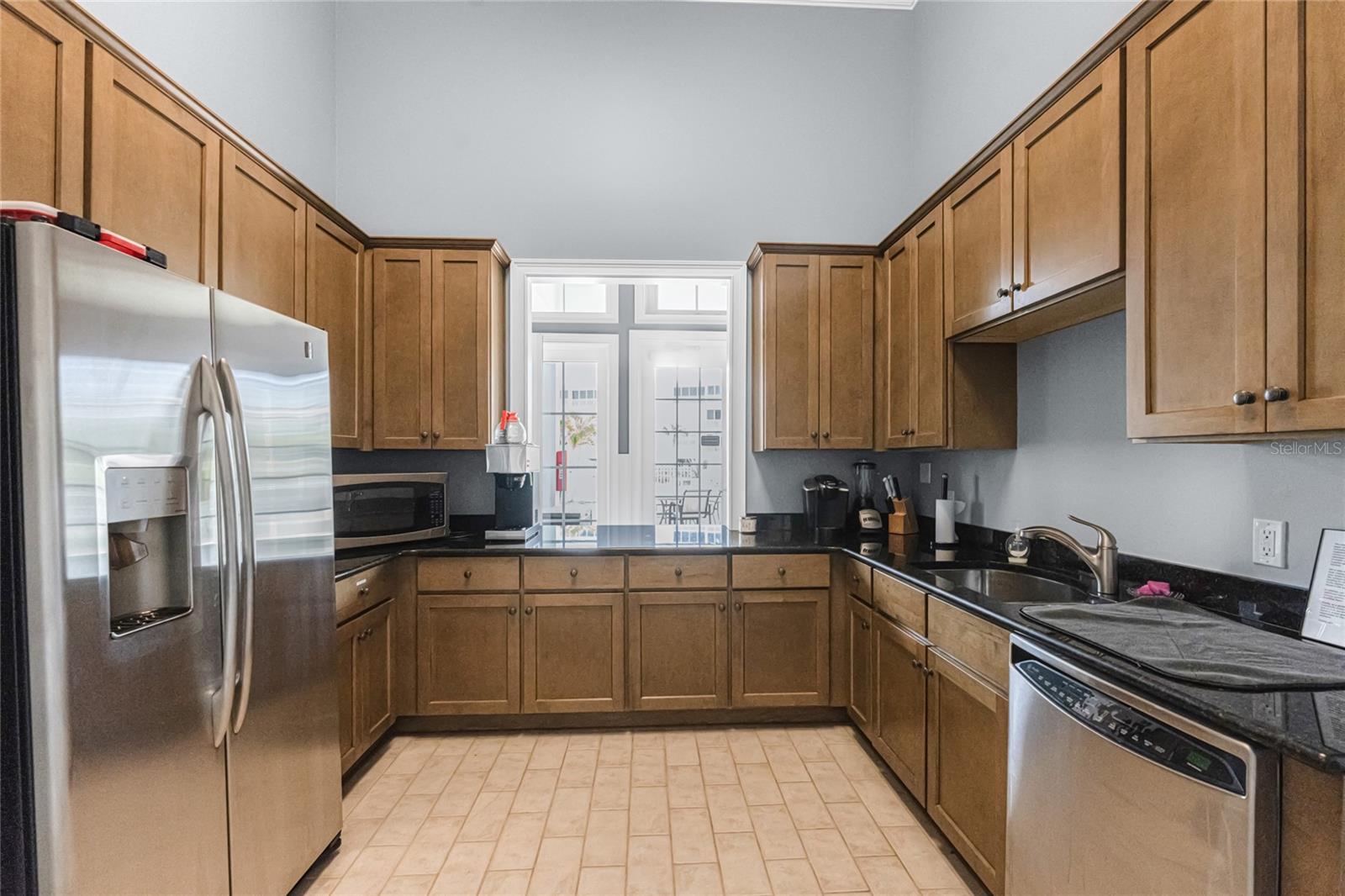 Image 63 of 79 For 10641 Lemon Creek Loop 102