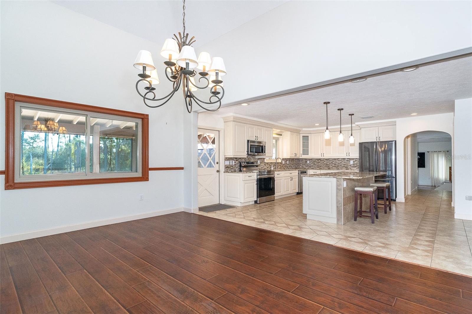 Image 23 of 99 For 222 High Point Drive