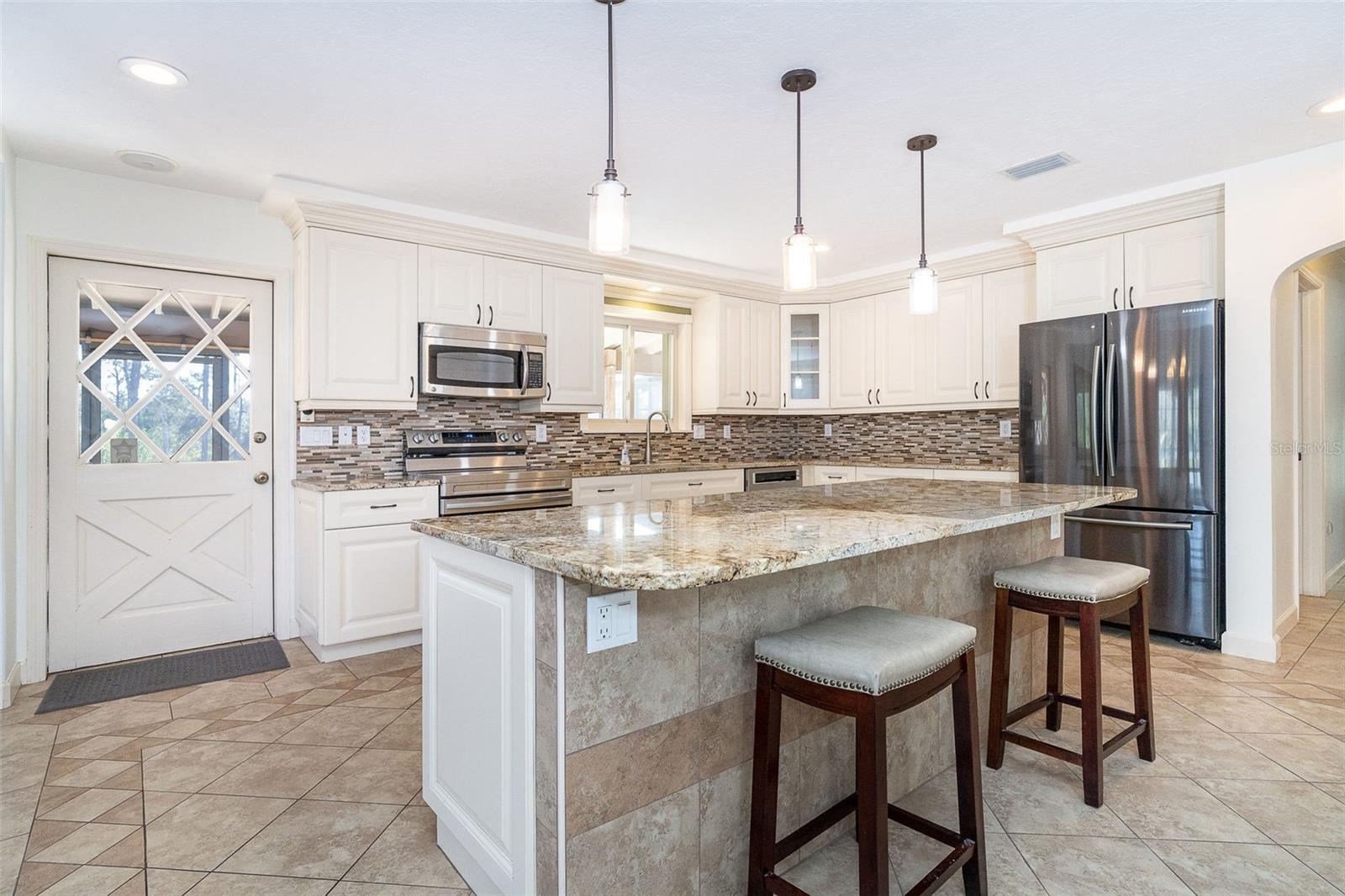 Image 24 of 99 For 222 High Point Drive