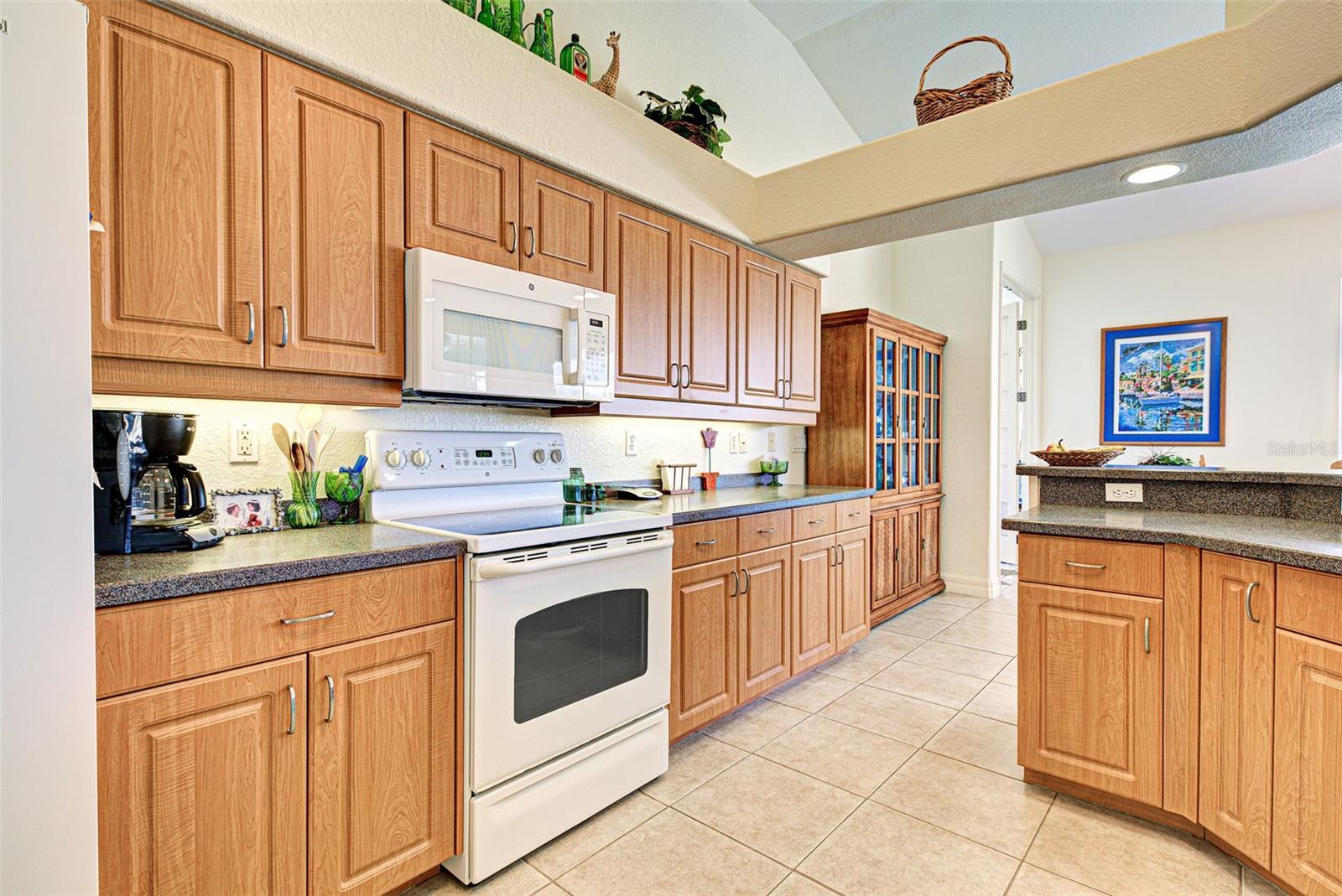 Image 30 of 55 For 1078 Boundary Boulevard