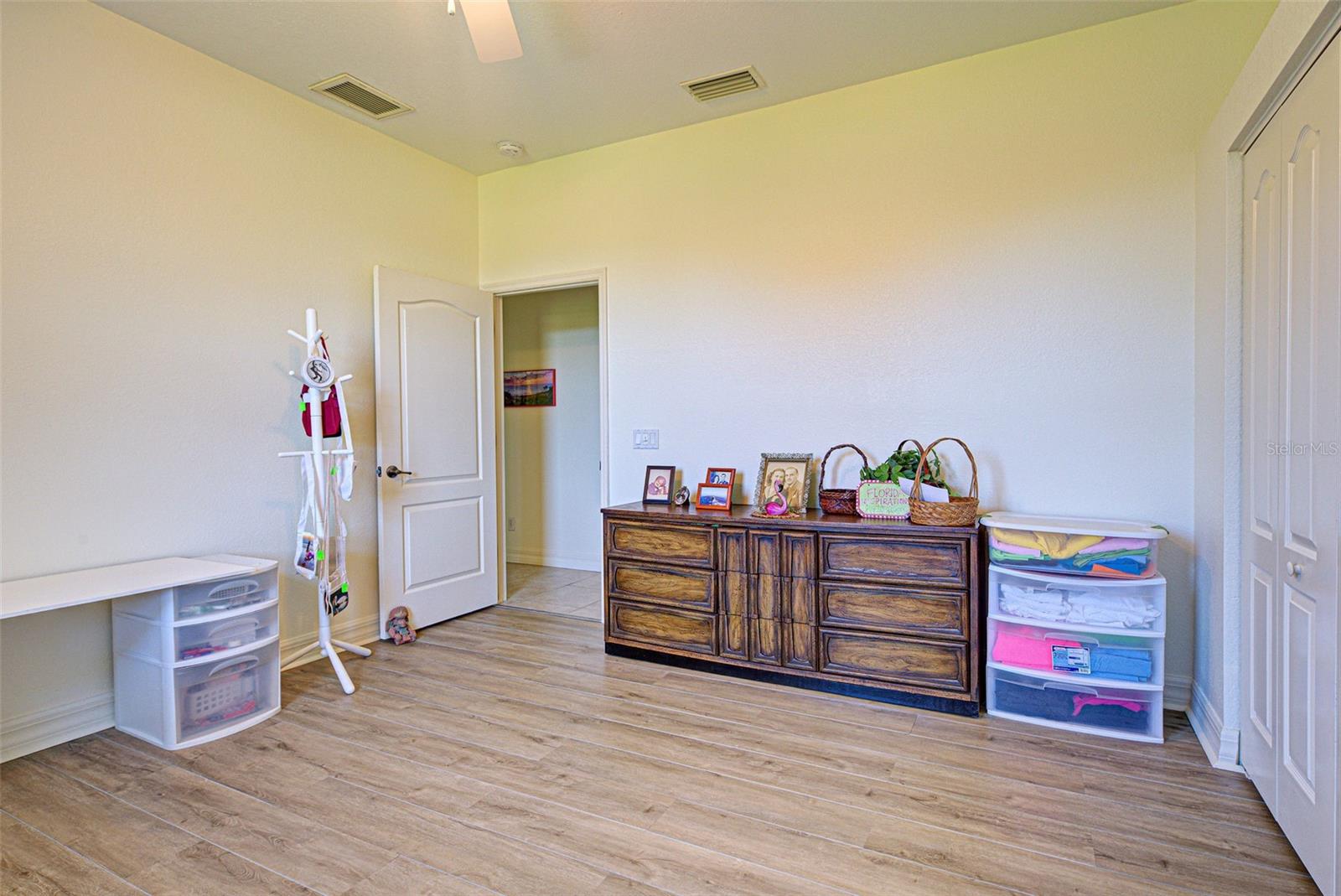 Image 37 of 55 For 1078 Boundary Boulevard