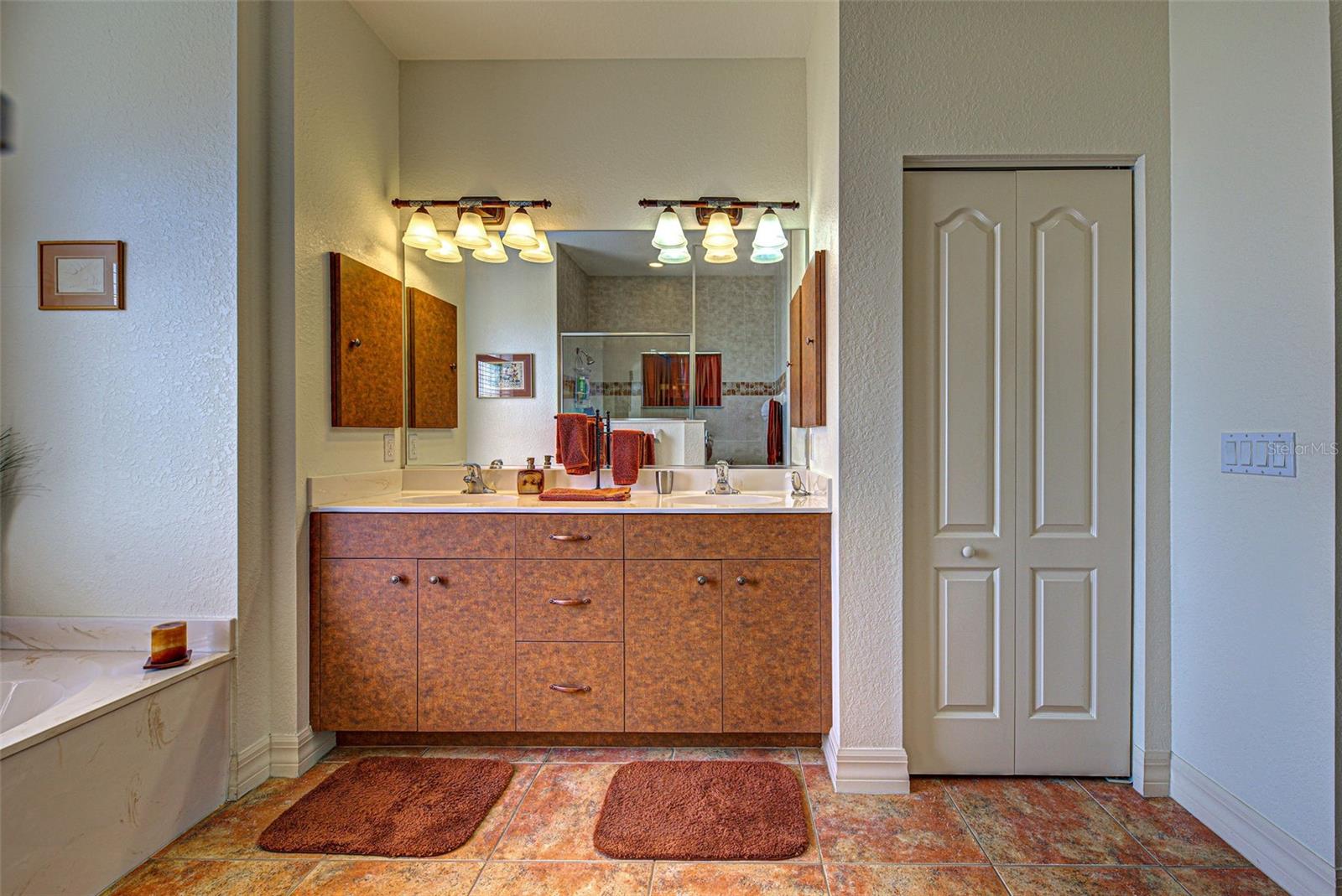 Image 51 of 55 For 1078 Boundary Boulevard