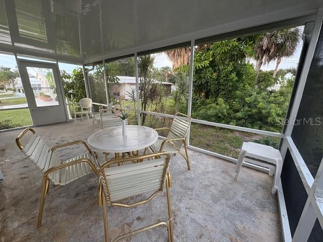 Image 22 of 41 For 51 Flora Vista Street