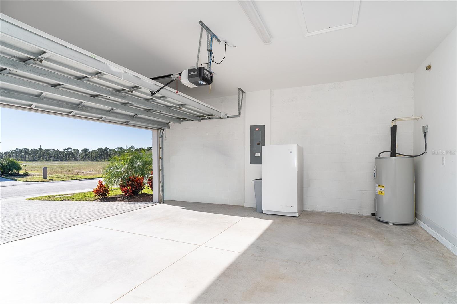 Image 45 of 57 For 8844 Coco Bay Boulevard