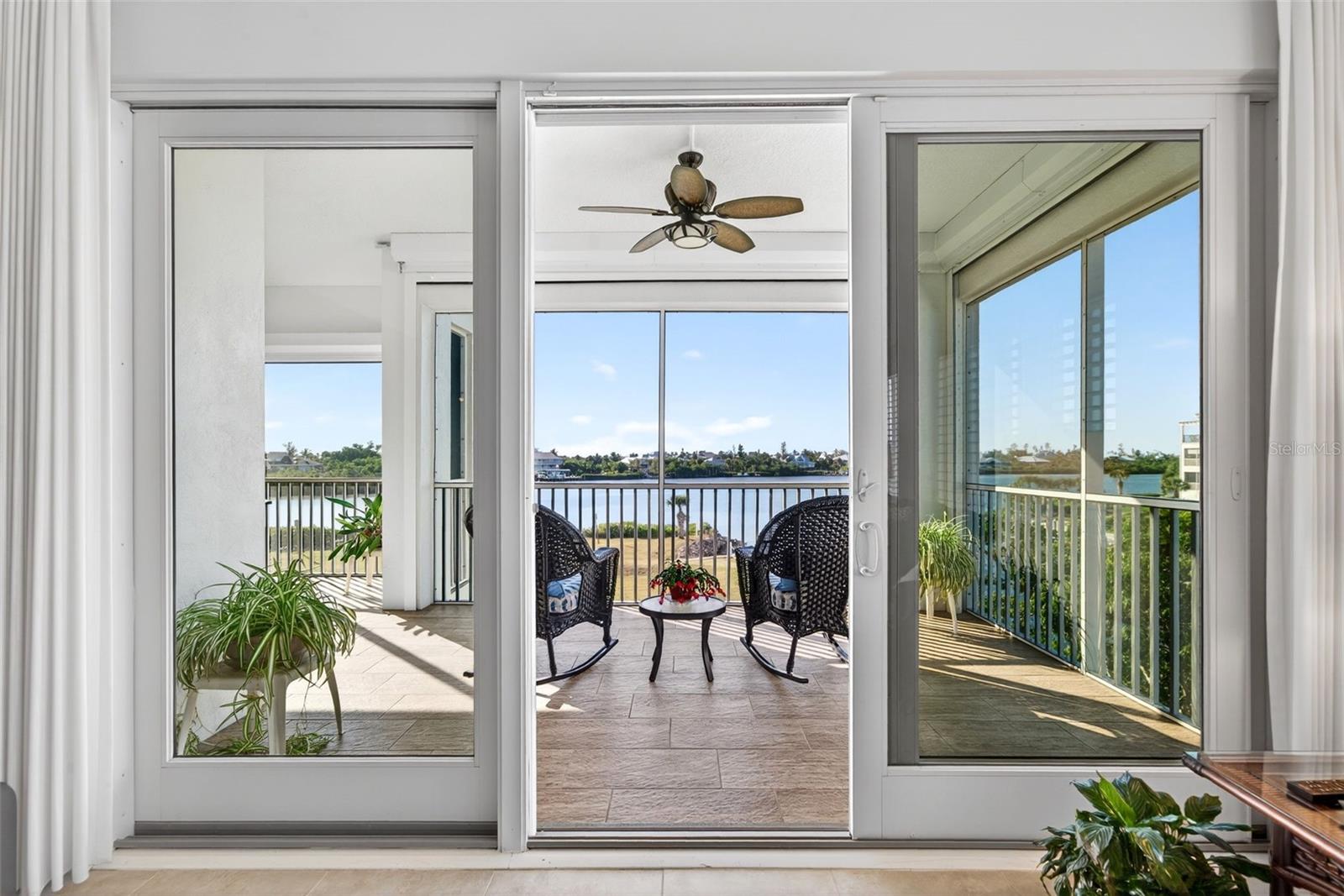 Image 20 of 67 For 11140 Hacienda Del Mar Boulevard E 306