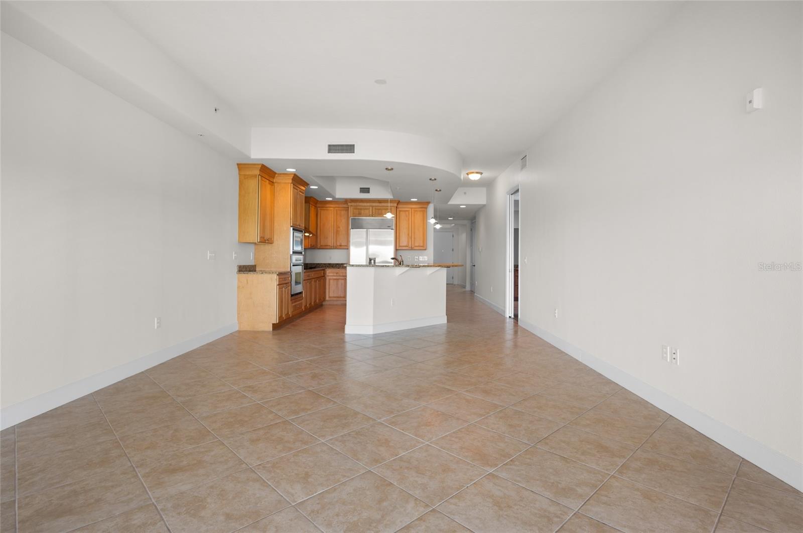 Image 13 of 33 For 1375 Beach Road 211