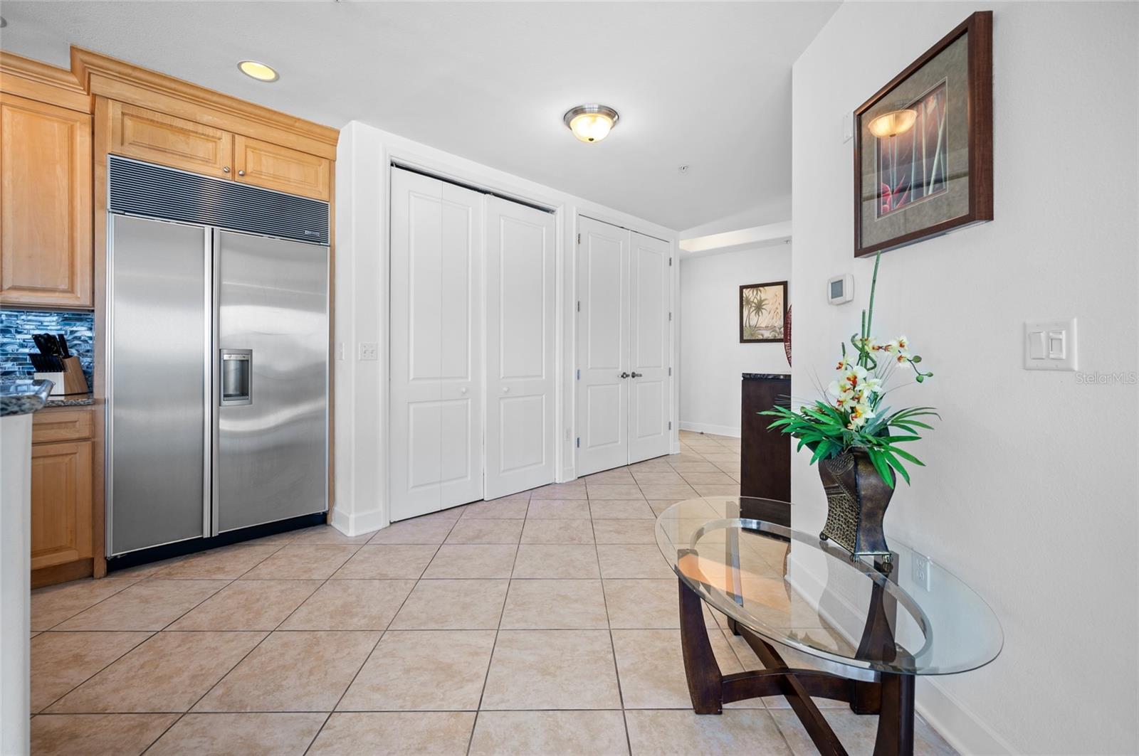 Image 18 of 47 For 1375 Beach Road 112