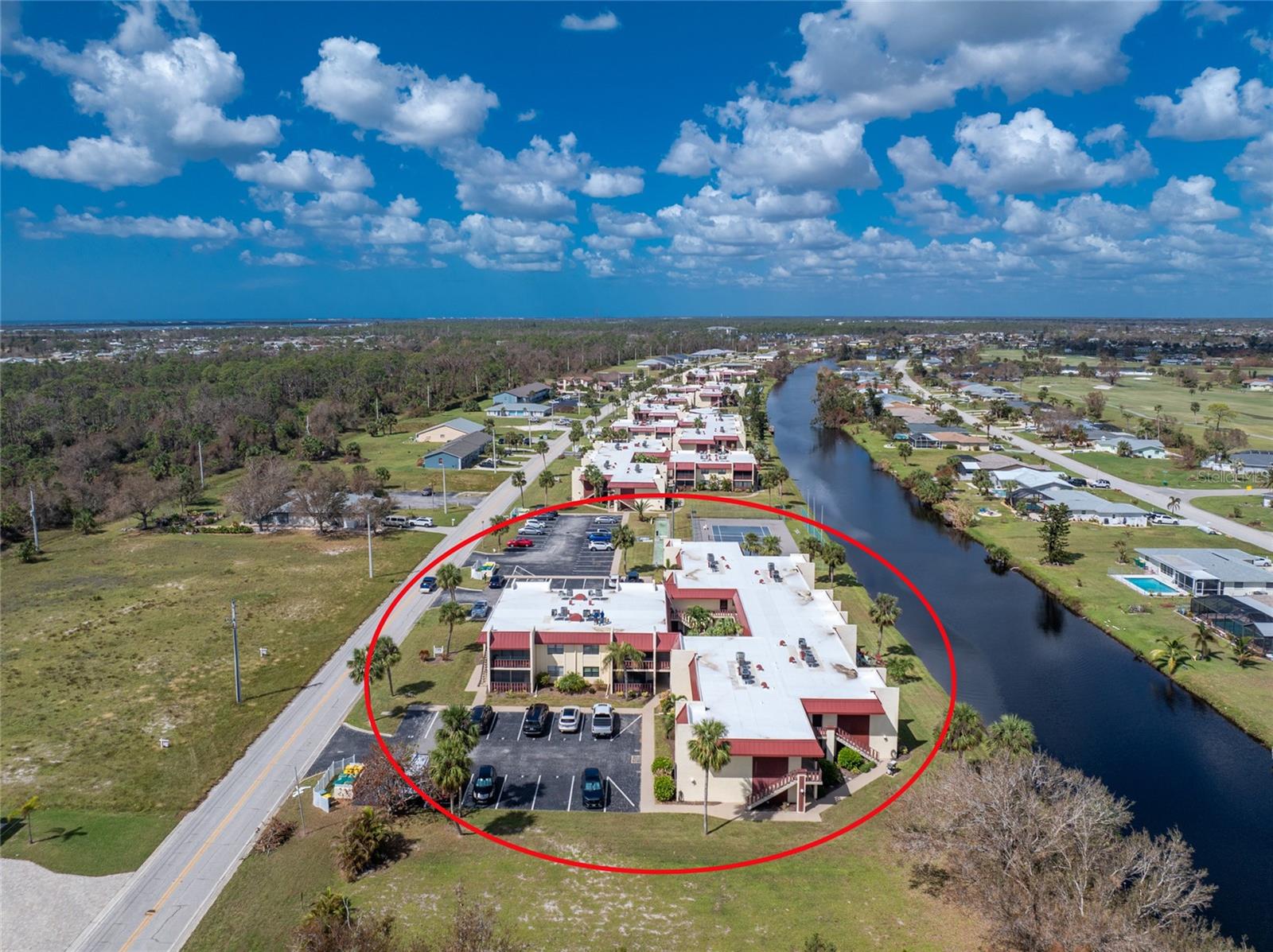 Image 27 of 33 For 66 Boundary Boulevard 274