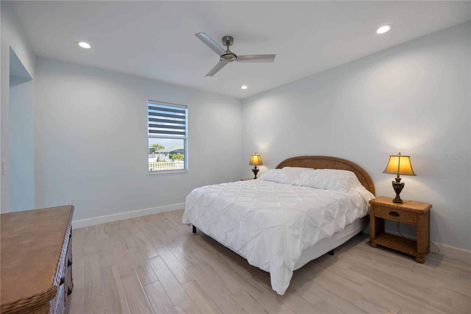 Image 20 of 58 For 8186 Arlewood Circle