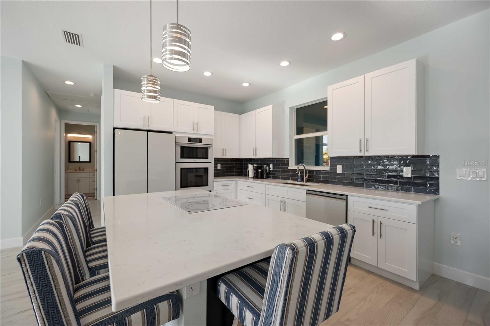 Image 4 of 58 For 8186 Arlewood Circle