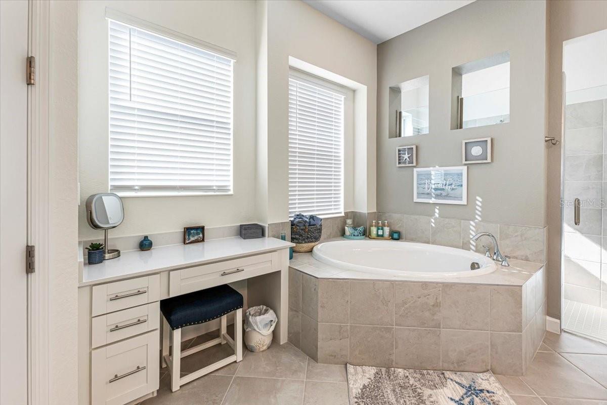 Image 29 of 60 For 8568 Shore Lake Drive