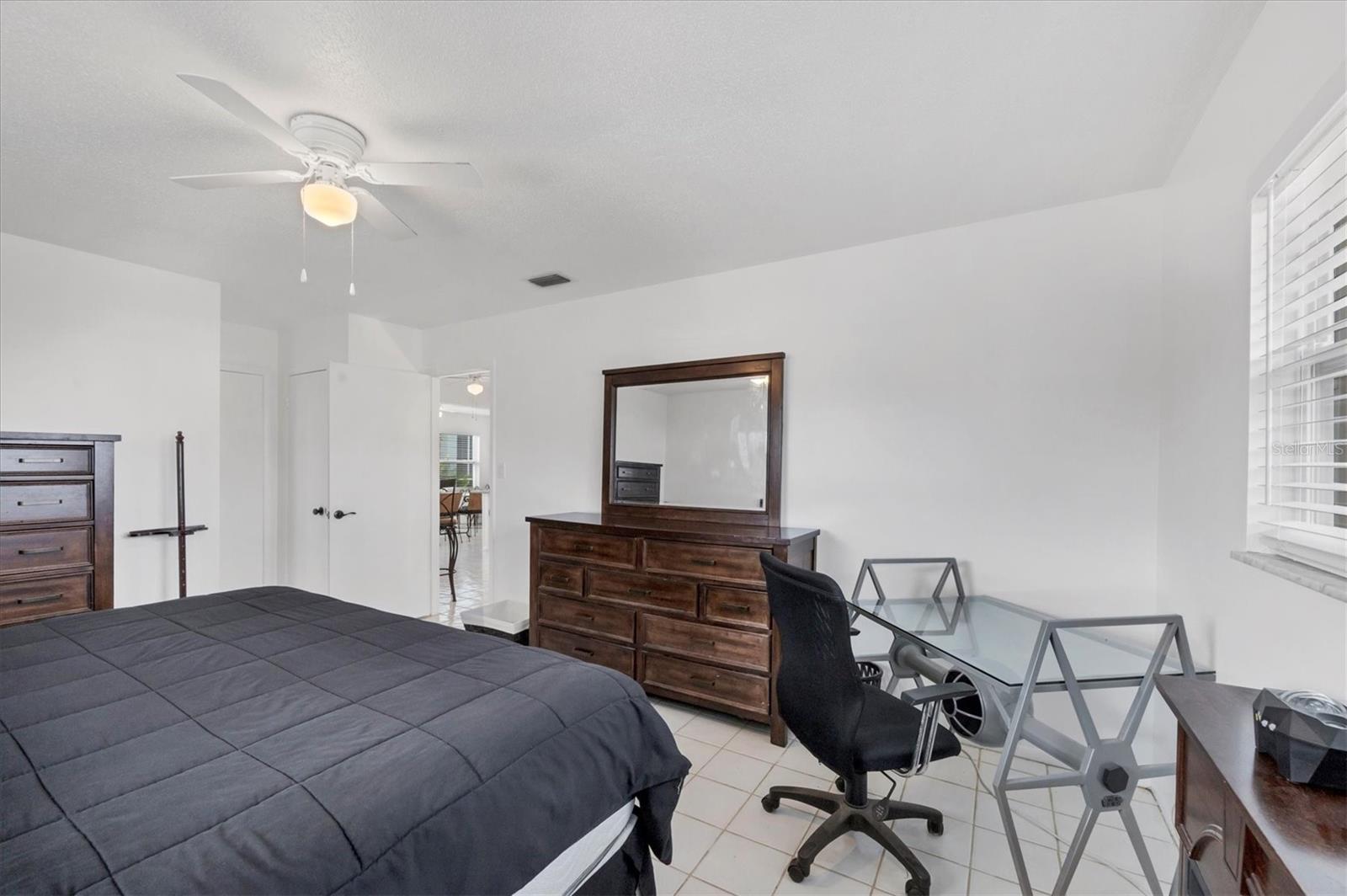 Image 21 of 32 For 4078 Pelican Shores Circle