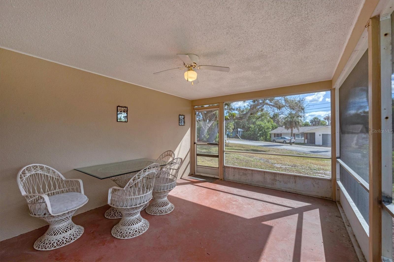 Image 29 of 32 For 4078 Pelican Shores Circle