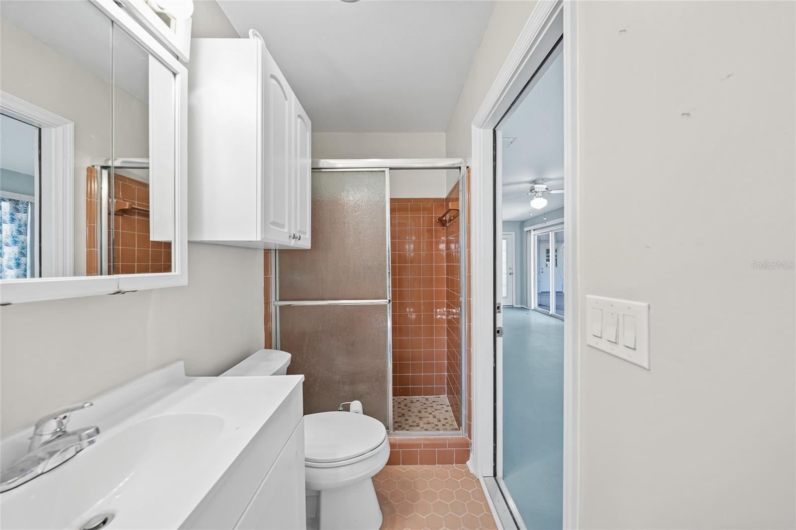 Image 19 of 51 For 165 Francis Drive Ne