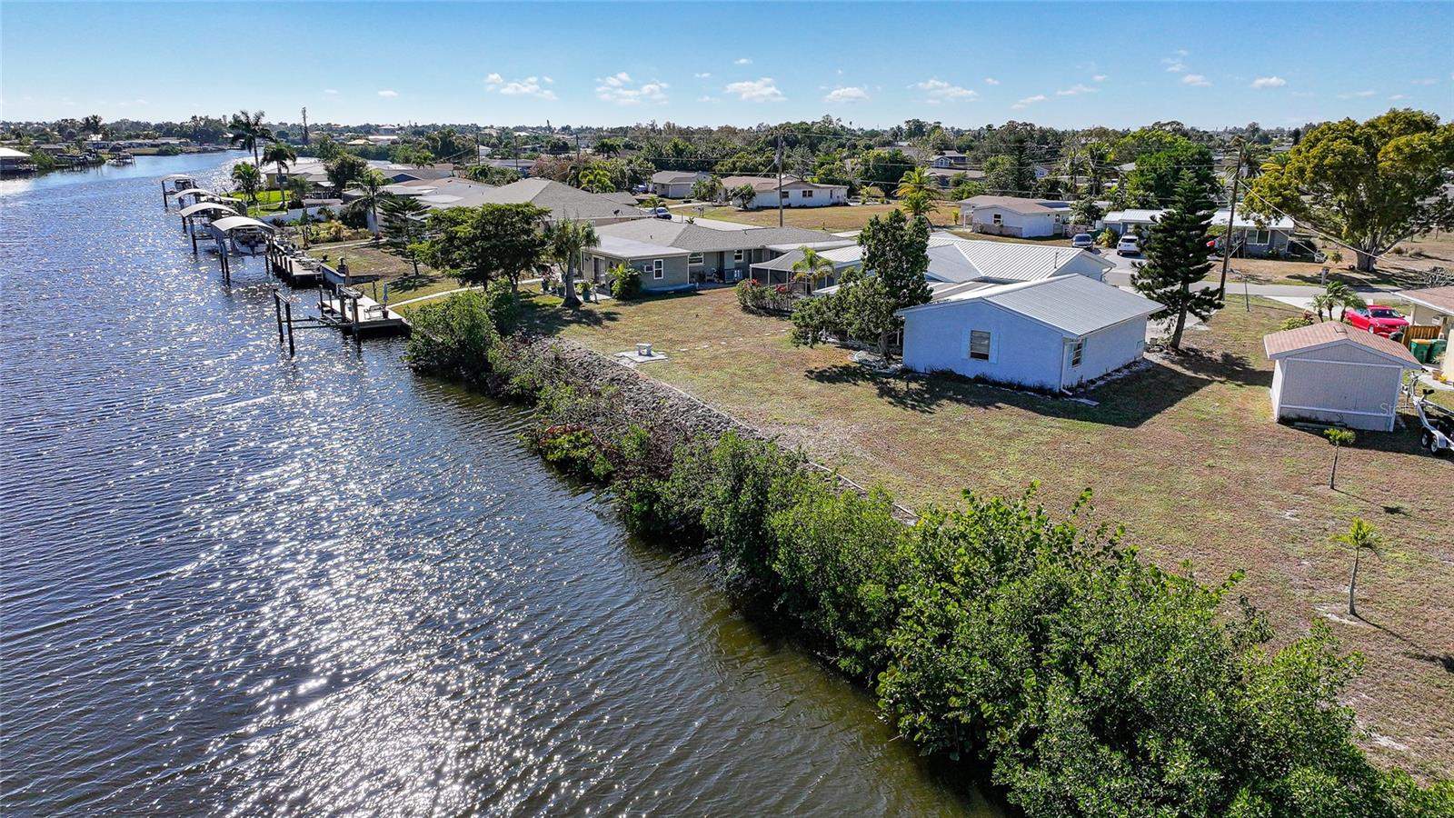 Image 40 of 51 For 165 Francis Drive Ne