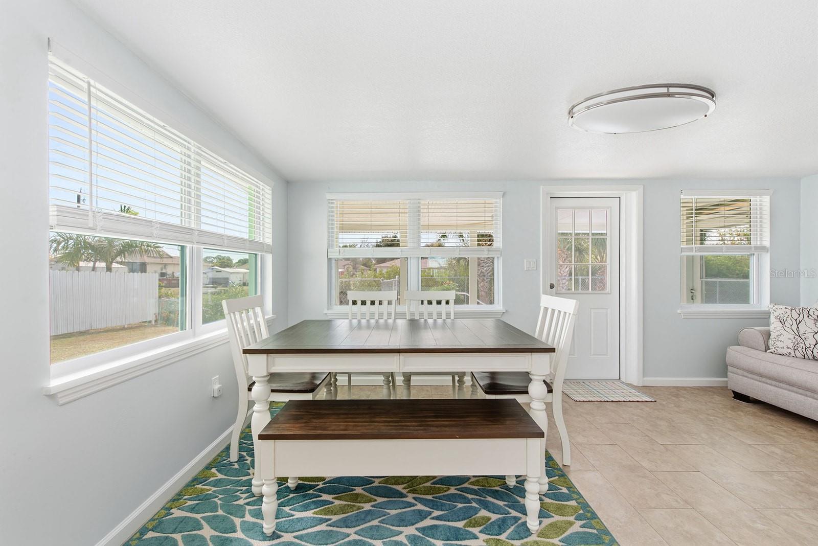 Image 22 of 44 For 857 3rd Street