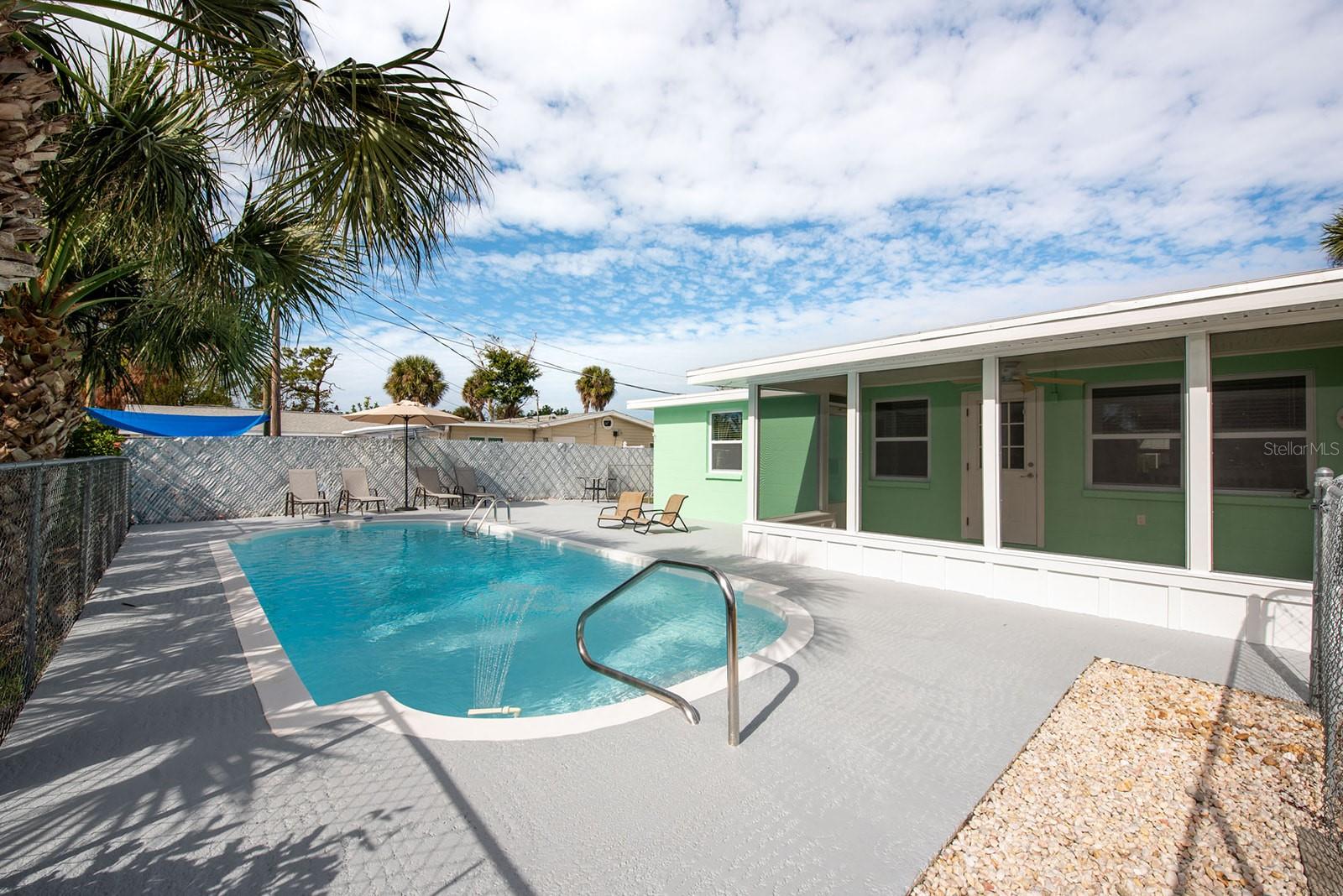 Image 33 of 44 For 857 3rd Street