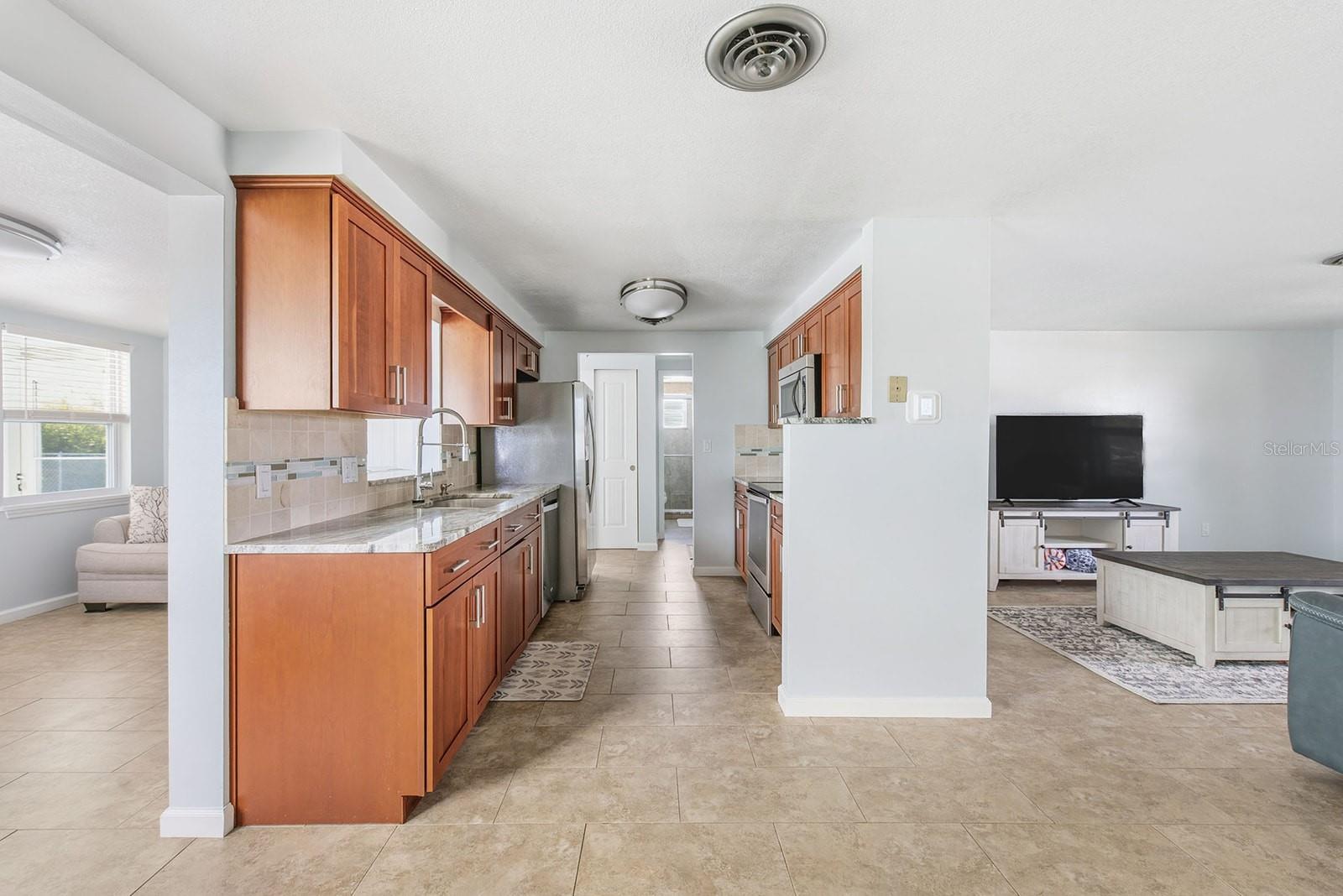 Image 7 of 44 For 857 3rd Street