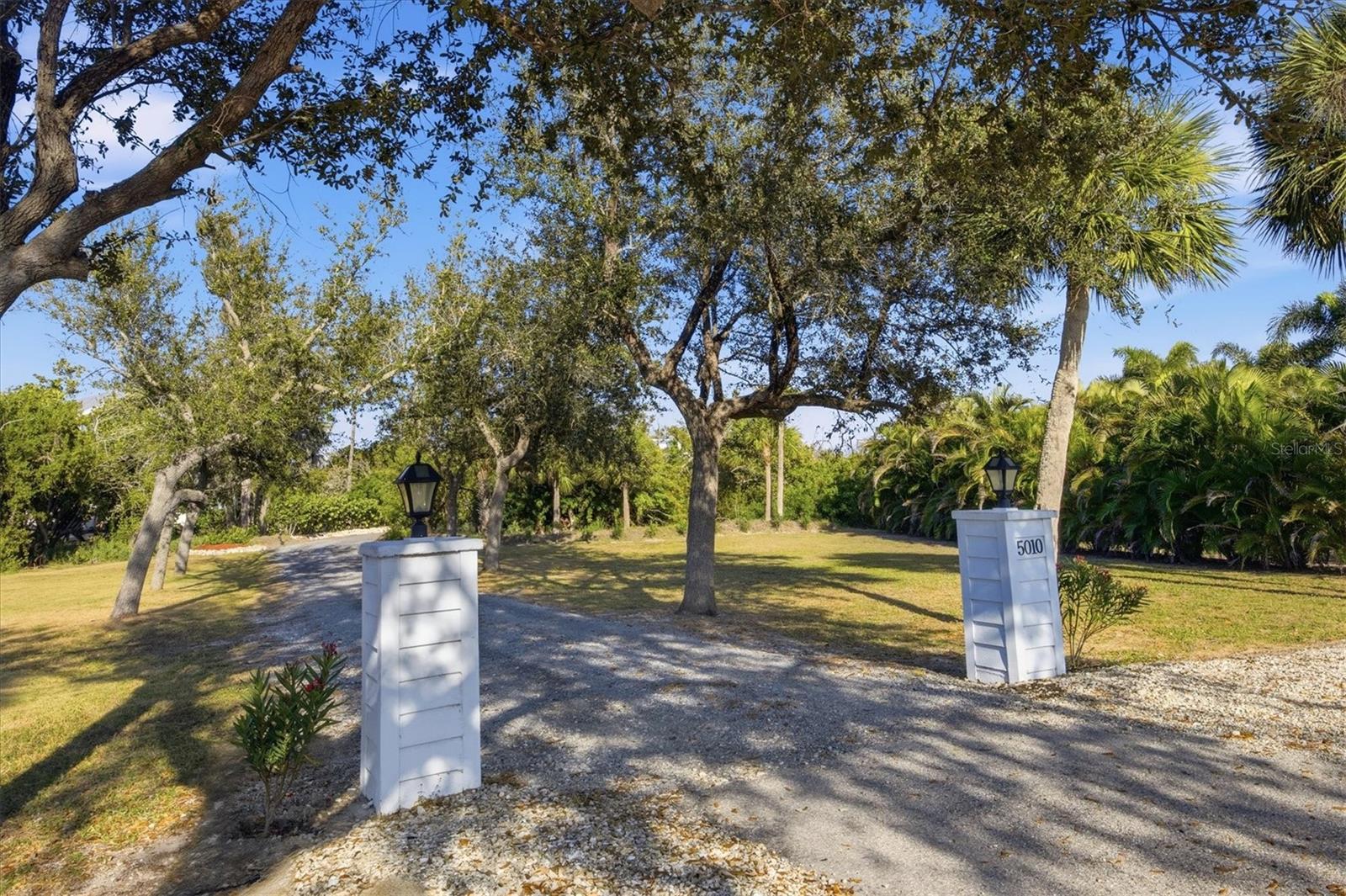 Listing photo id 11 for 5010 Grouper Hole Court