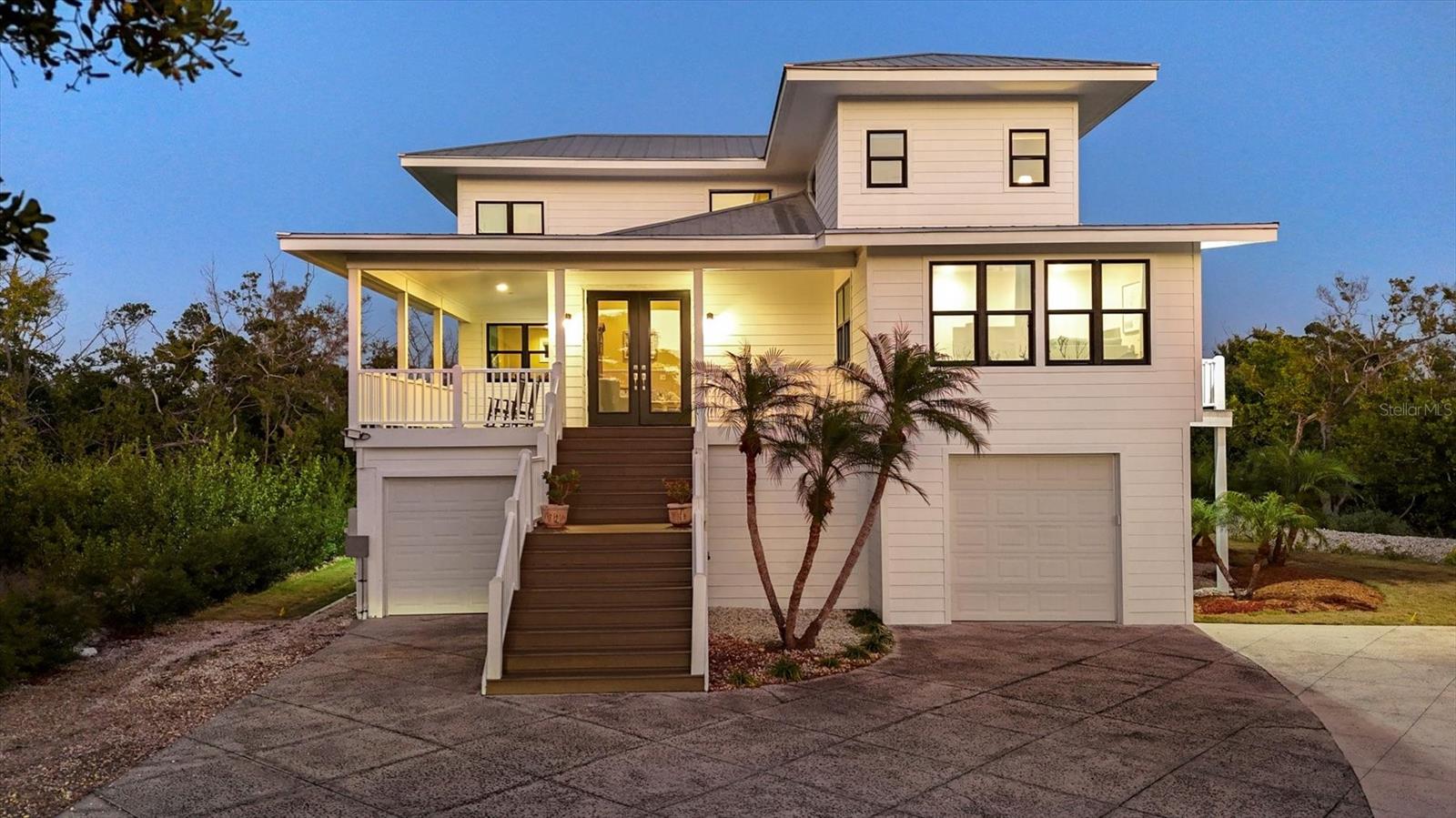 Listing photo id 0 for 5010 Grouper Hole Court