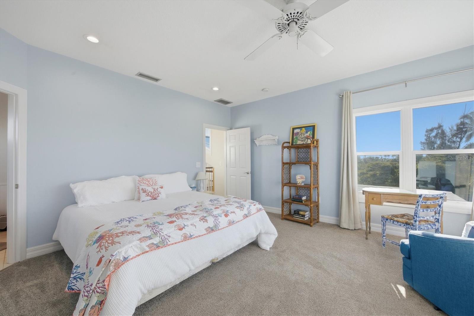 Listing photo id 45 for 5010 Grouper Hole Court