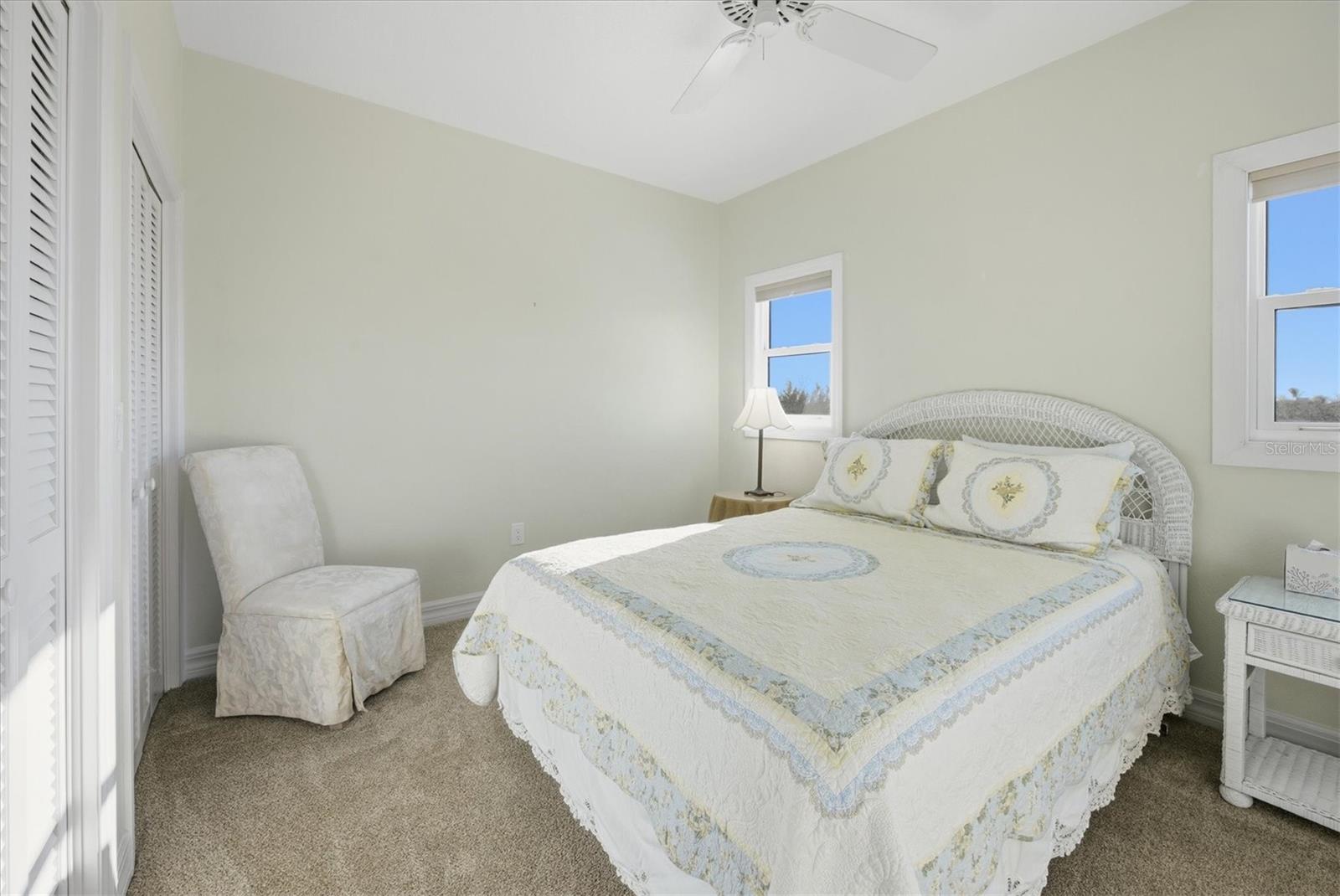 Listing photo id 48 for 5010 Grouper Hole Court