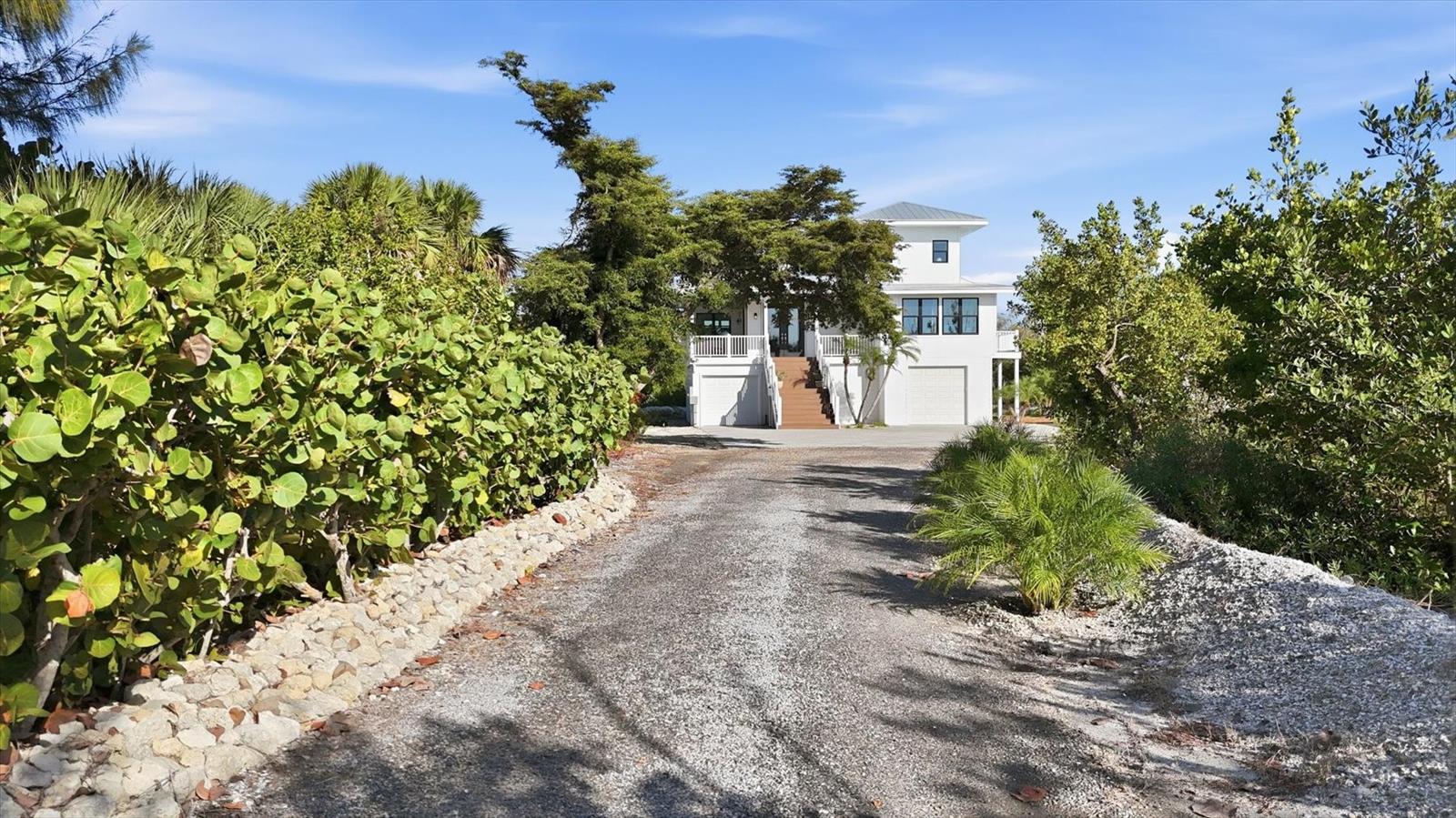 Listing photo id 50 for 5010 Grouper Hole Court