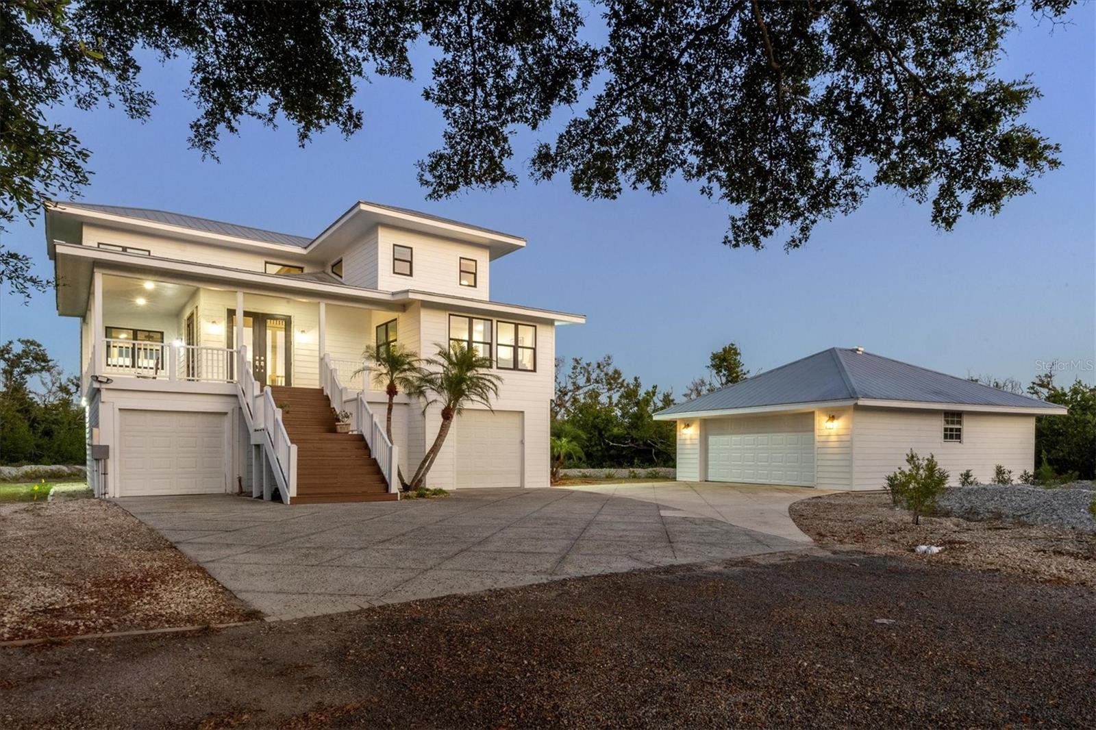 Listing photo id 4 for 5010 Grouper Hole Court