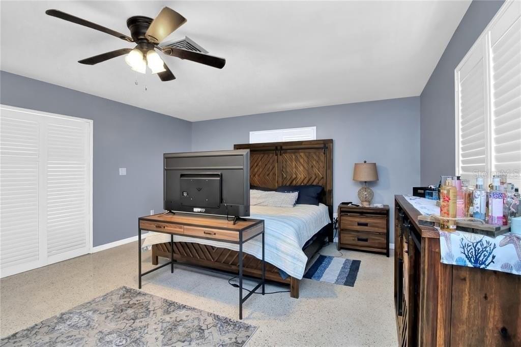 Image 7 of 13 For 174 Gulfview Road