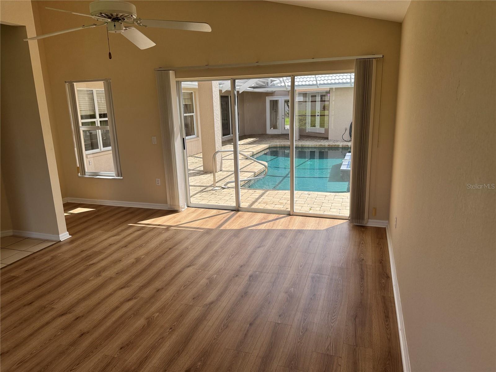 Image 10 of 15 For 2 Windward Terrace