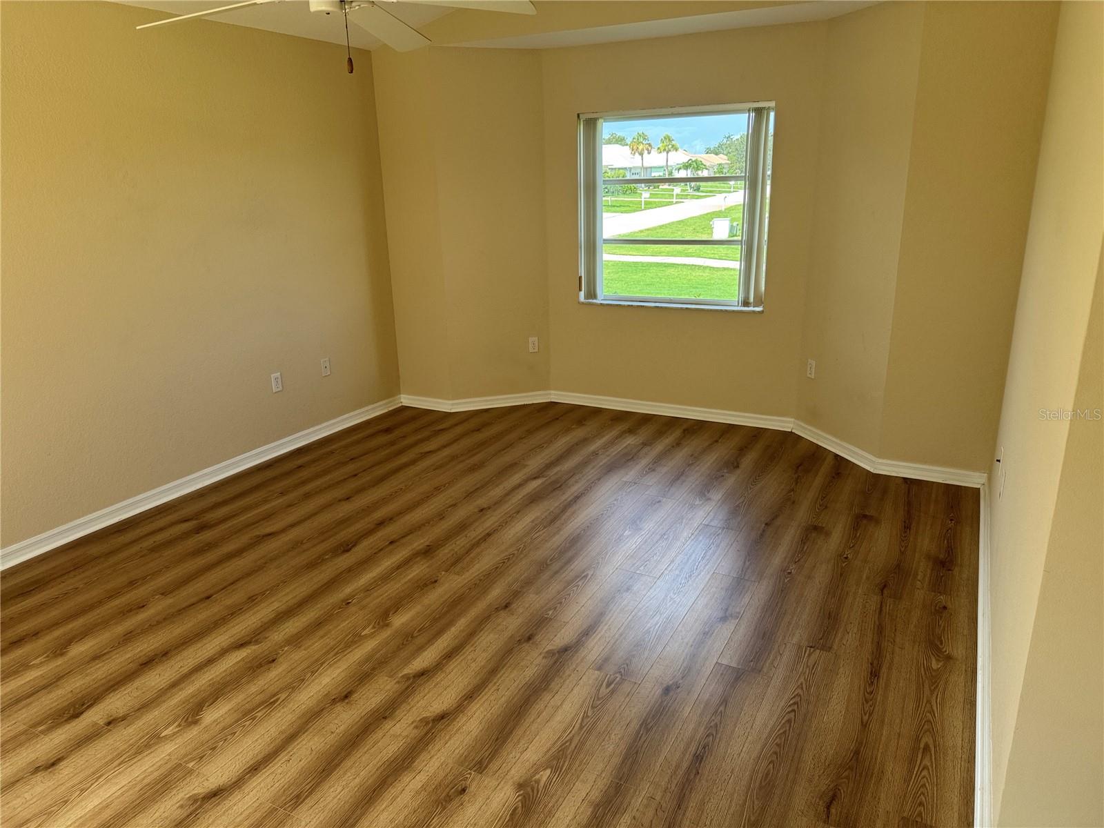 Image 9 of 15 For 2 Windward Terrace