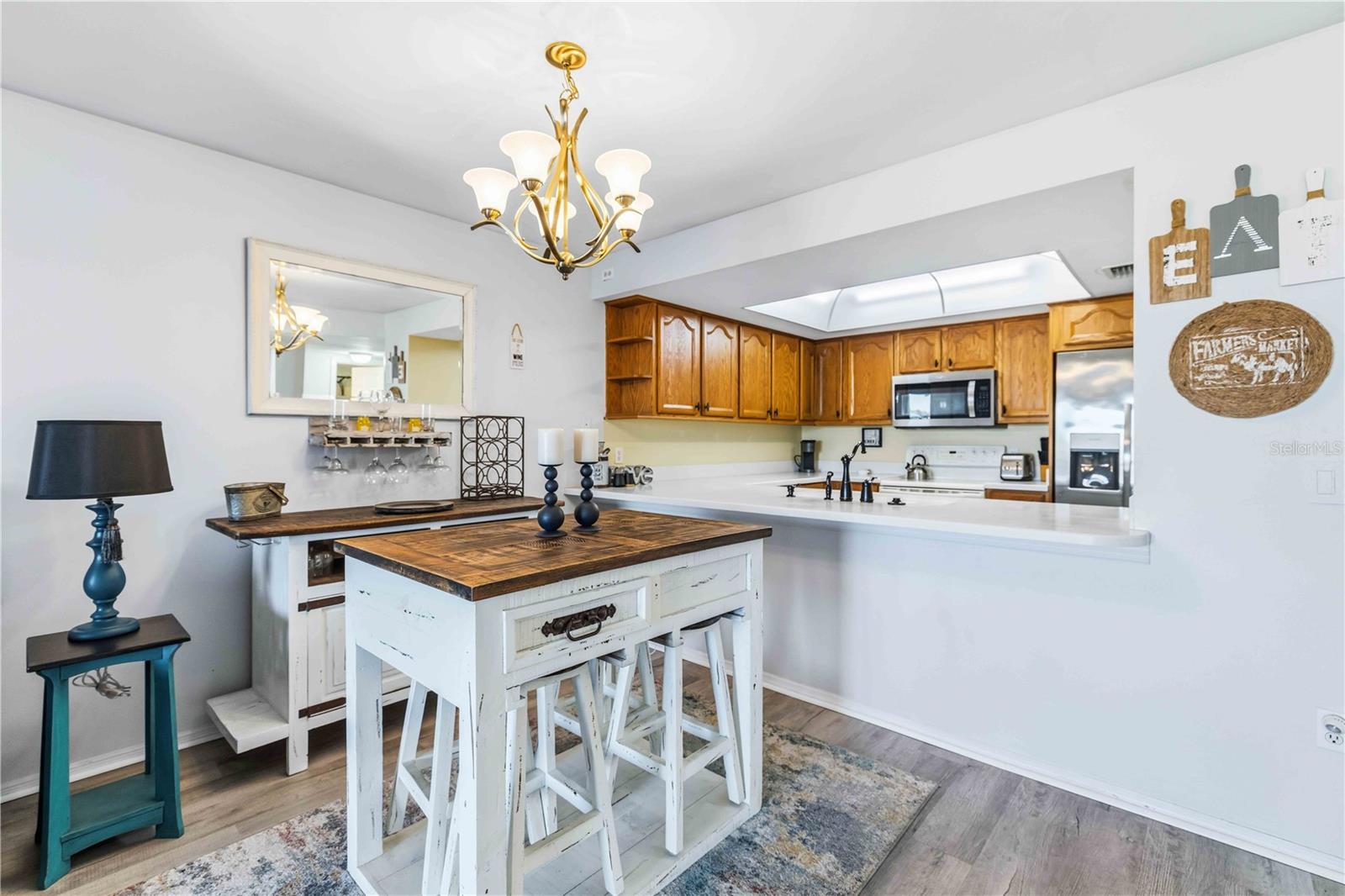 Image 10 of 40 For 3310 Loveland Boulevard 1408