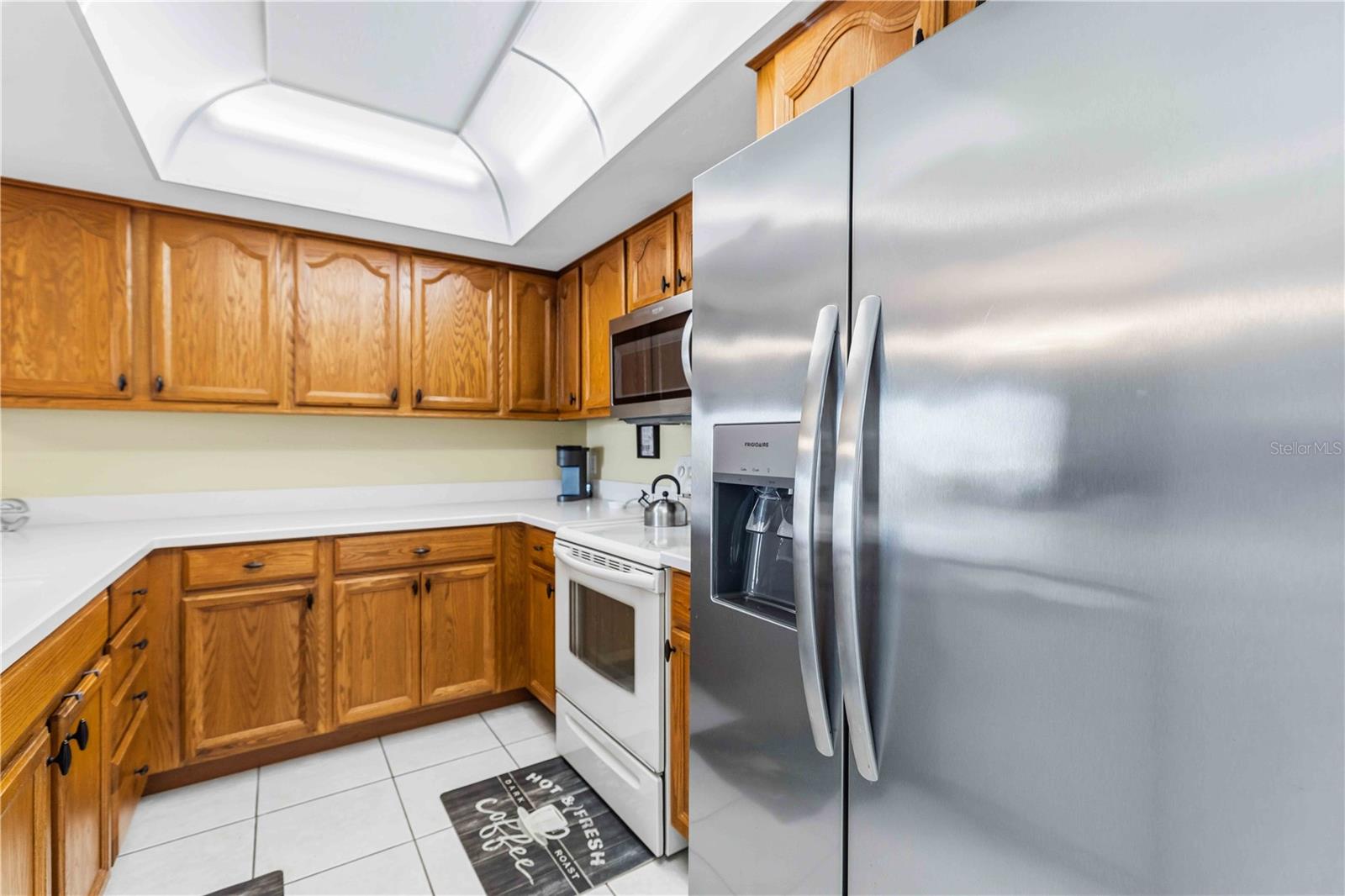 Image 16 of 40 For 3310 Loveland Boulevard 1408