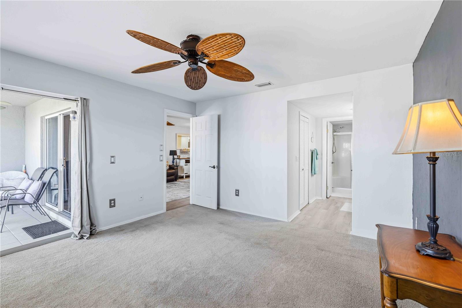 Image 19 of 40 For 3310 Loveland Boulevard 1408