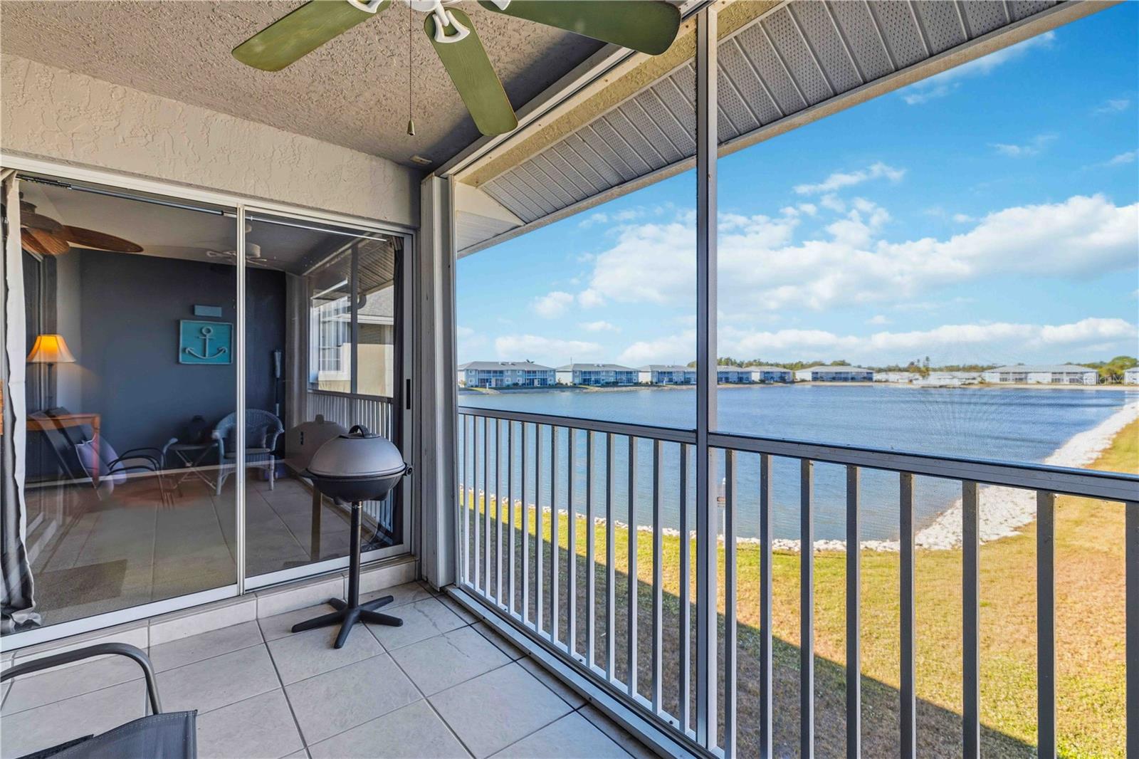 Image 32 of 40 For 3310 Loveland Boulevard 1408