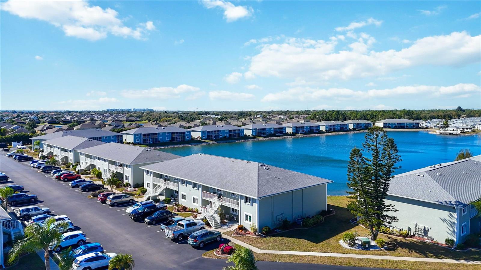 Image 36 of 40 For 3310 Loveland Boulevard 1408