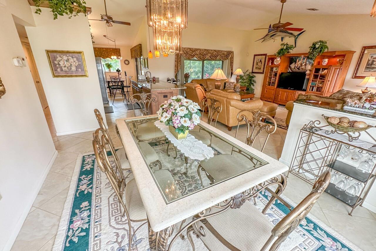 Image 21 of 30 For 331 Oakwood Circle