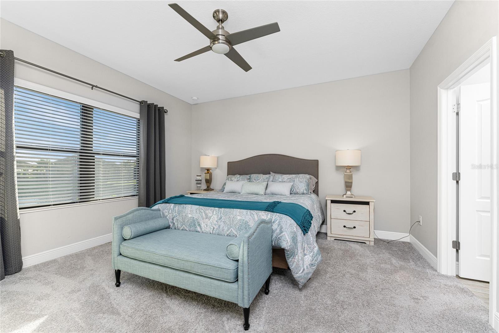 Image 19 of 83 For 11221 Mc Dermott Court