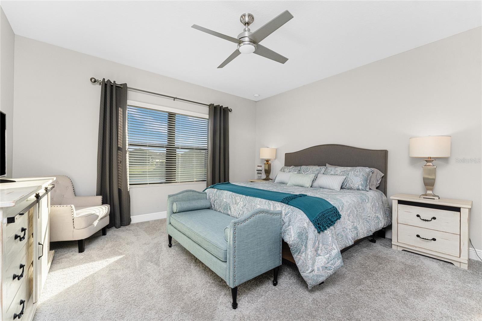 Image 21 of 83 For 11221 Mc Dermott Court