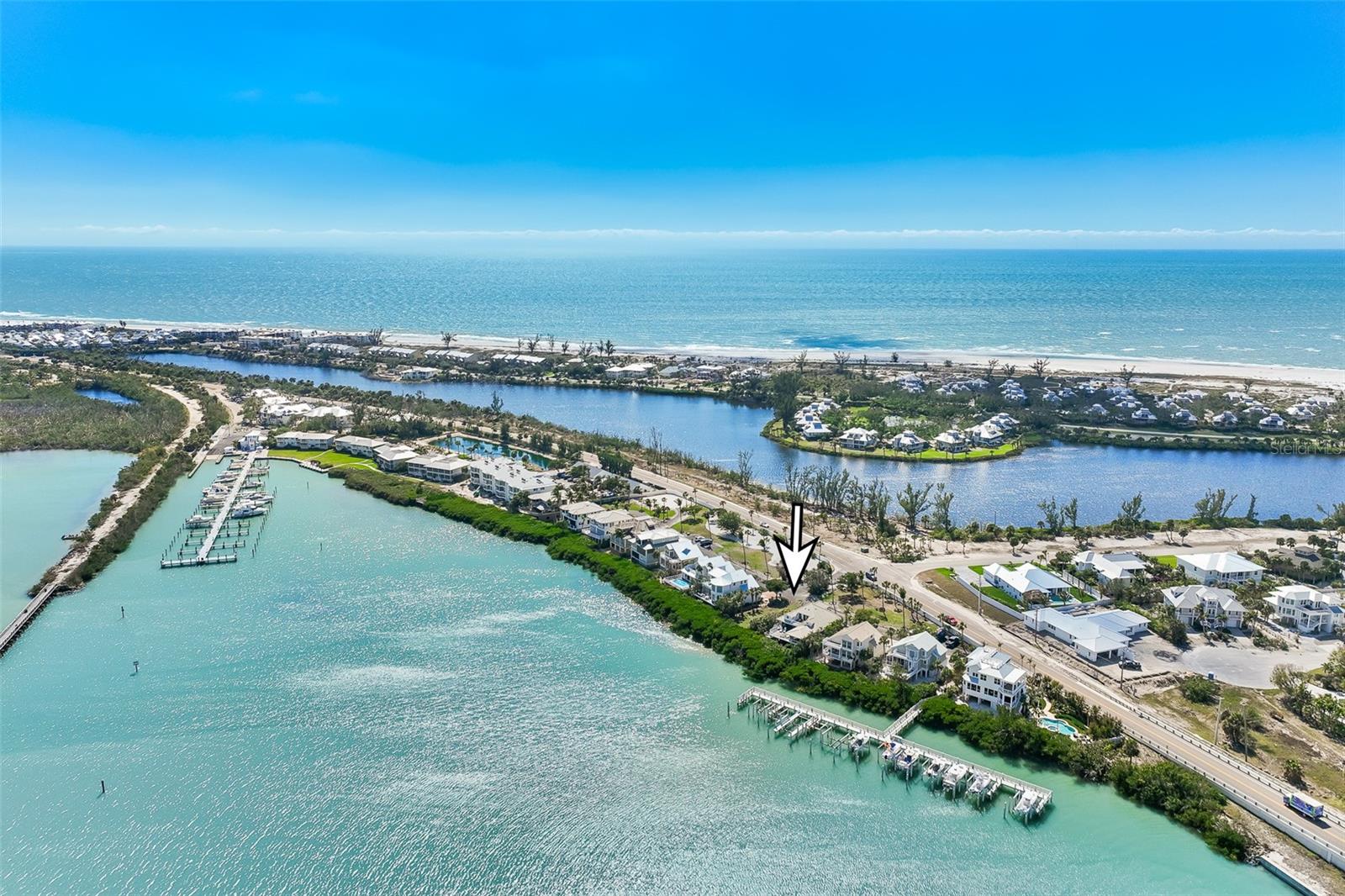 Image 10 of 18 For 16728 Grande Quay Drive