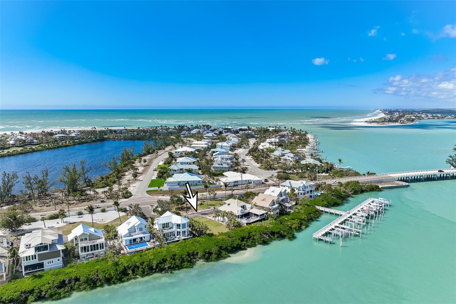 Image 6 of 18 For 16728 Grande Quay Drive