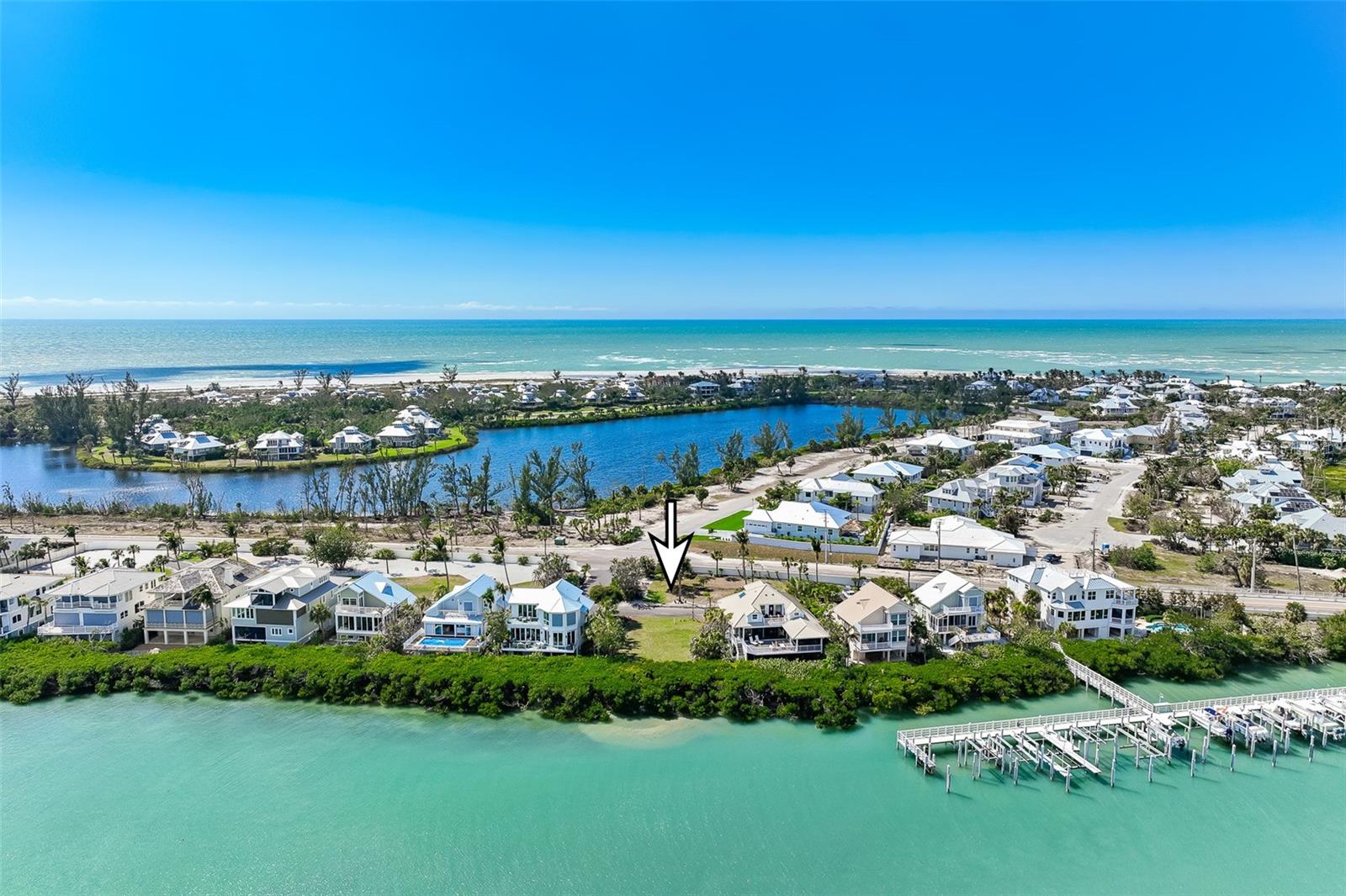 Image 7 of 18 For 16728 Grande Quay Drive