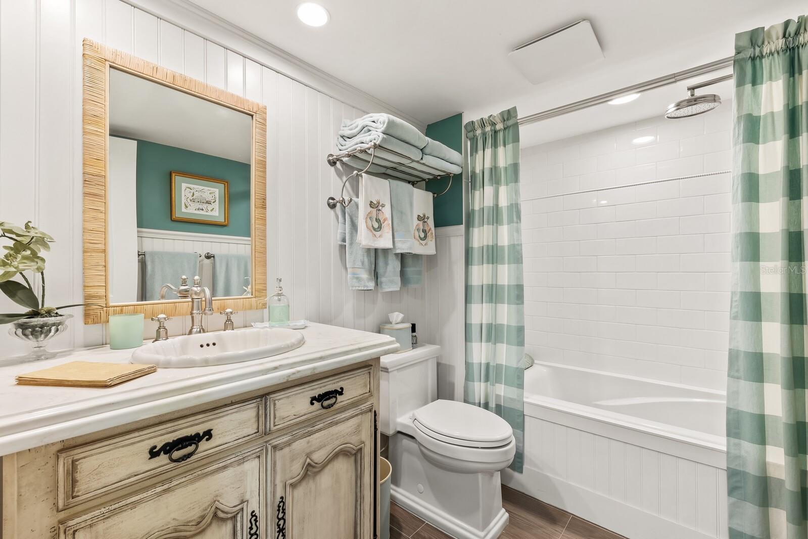 Image 30 of 39 For 6011 Boca Grande Causeway  F62