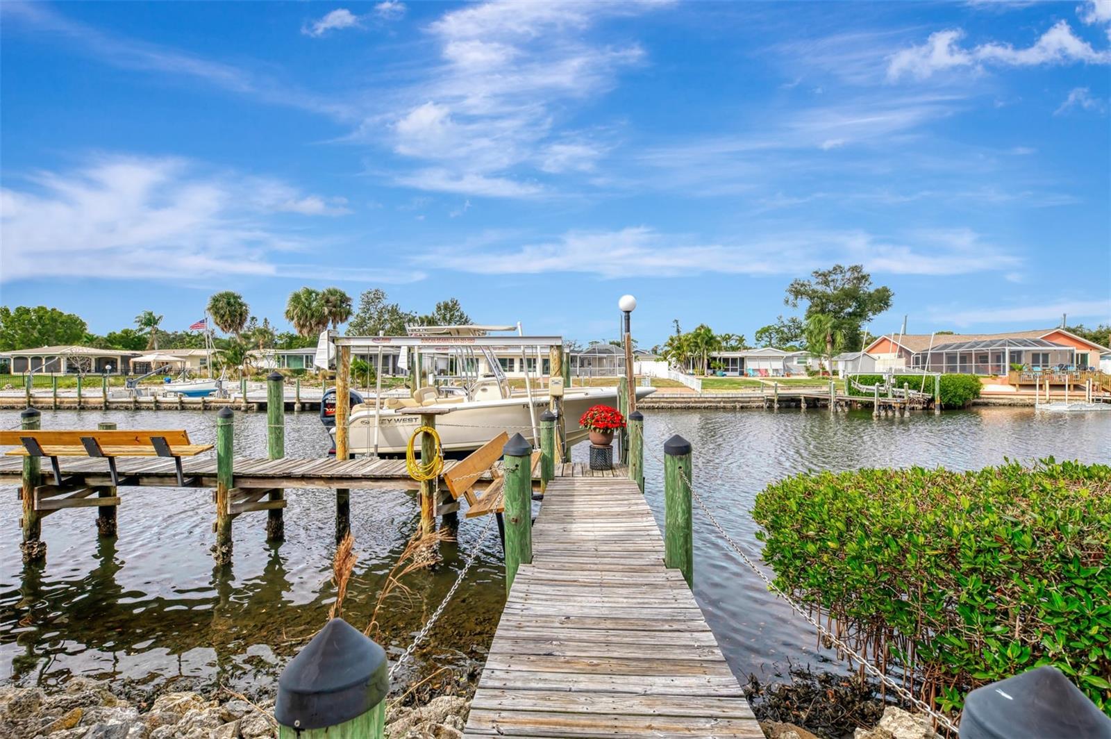 Image 31 of 100 For 1951 San Remo Point Drive