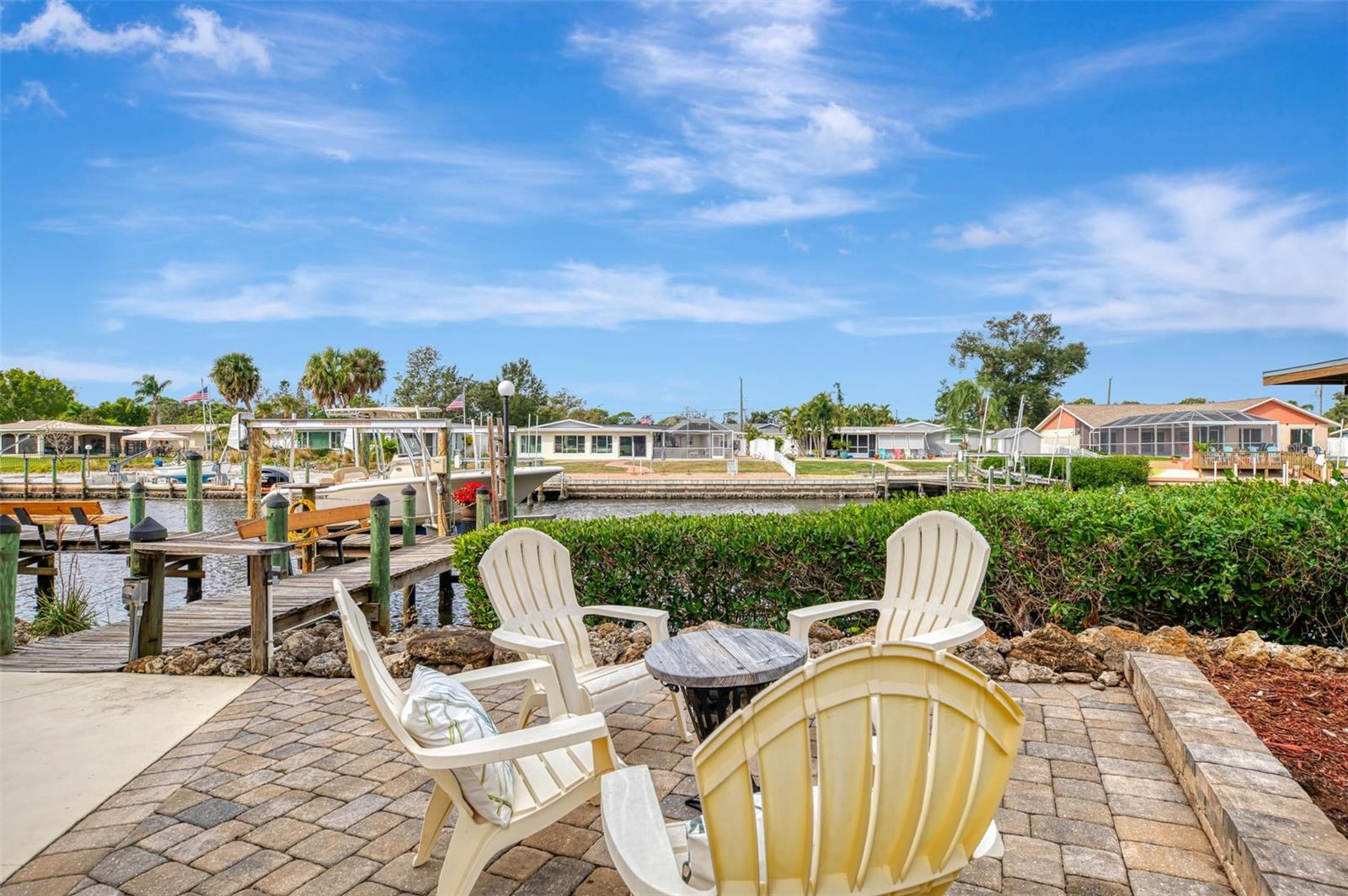 Image 35 of 100 For 1951 San Remo Point Drive