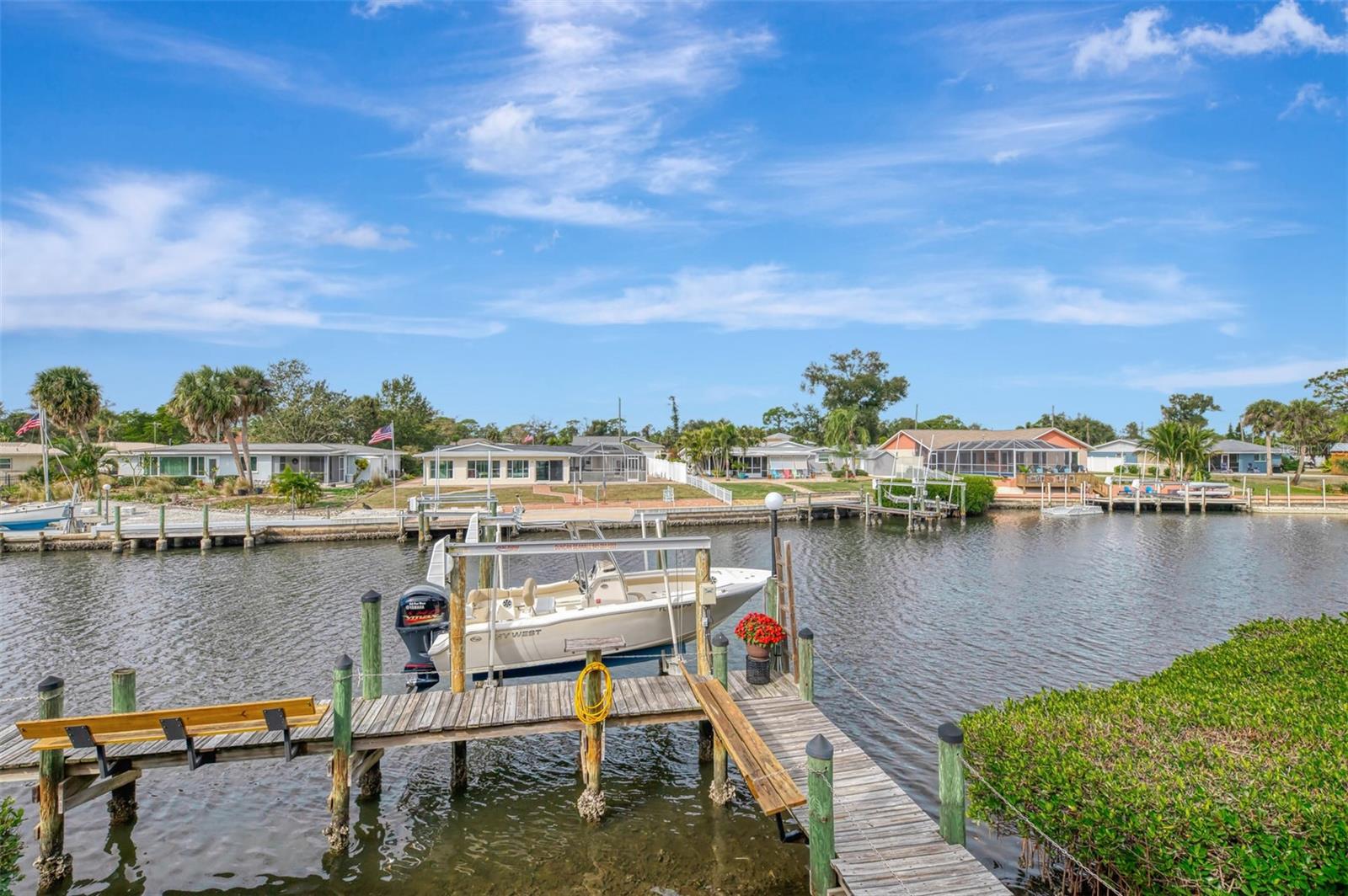 Image 37 of 100 For 1951 San Remo Point Drive