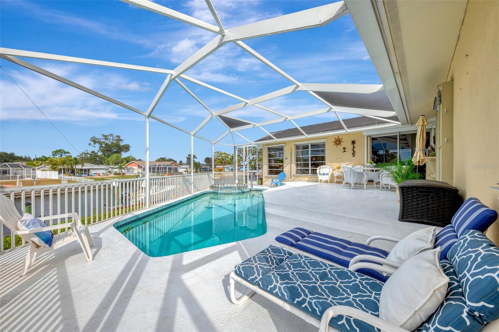 Image 39 of 100 For 1951 San Remo Point Drive