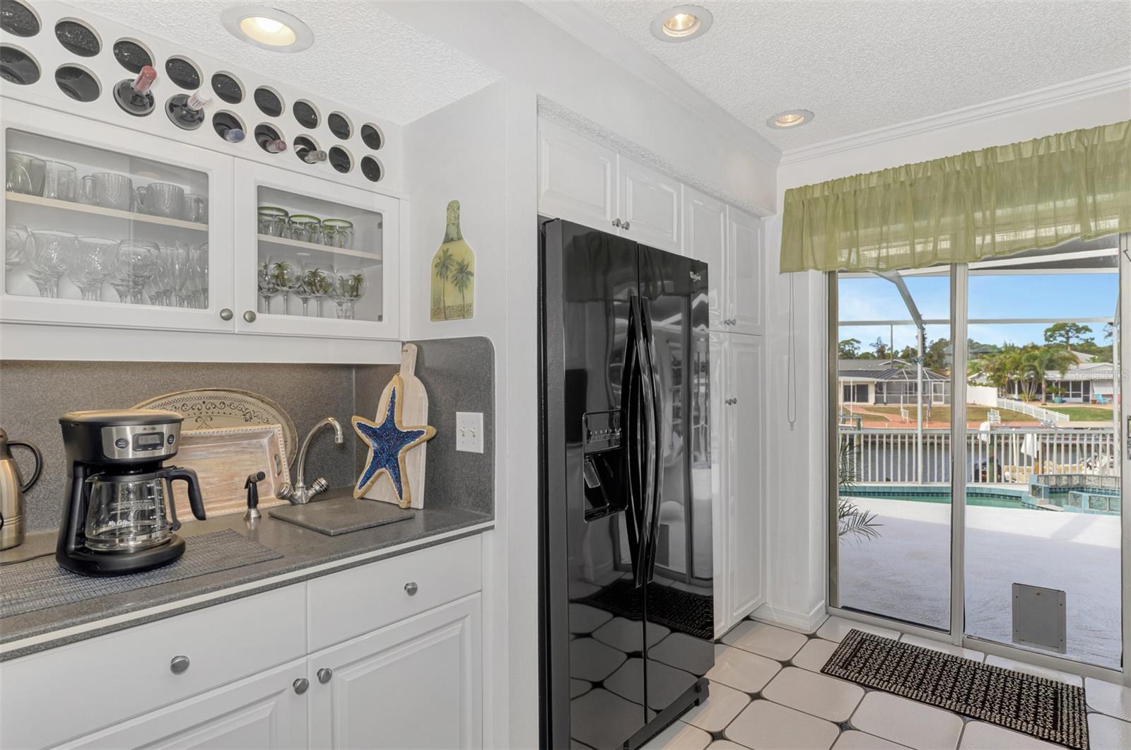 Image 56 of 100 For 1951 San Remo Point Drive