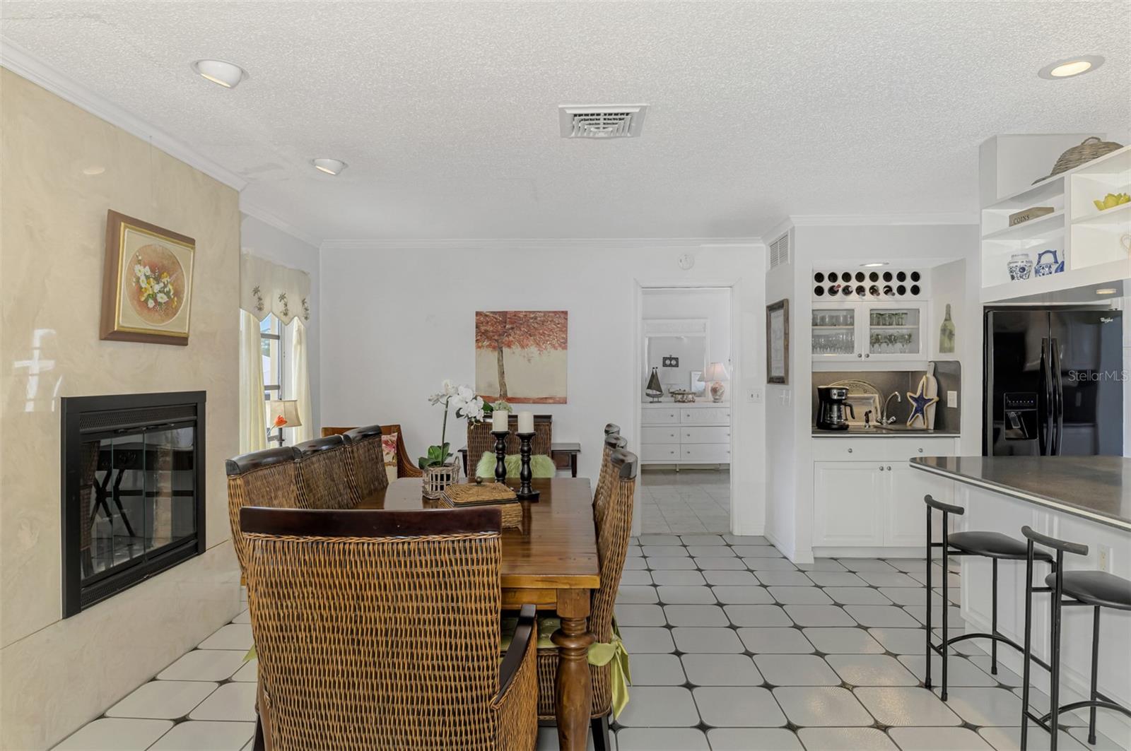 Image 63 of 100 For 1951 San Remo Point Drive